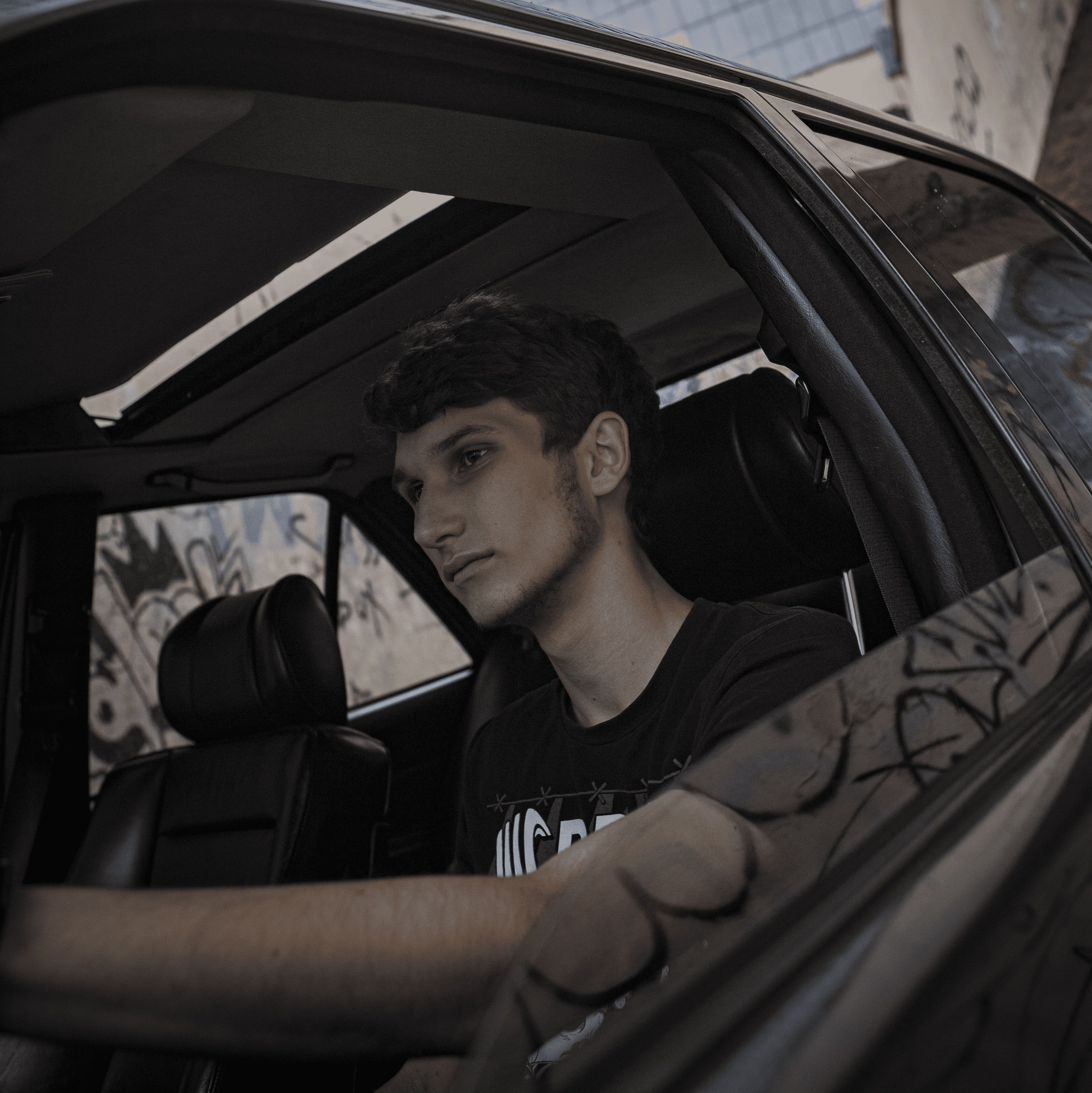 Контакты. Автомобильный фотограф в Москве Андрей Емельянов