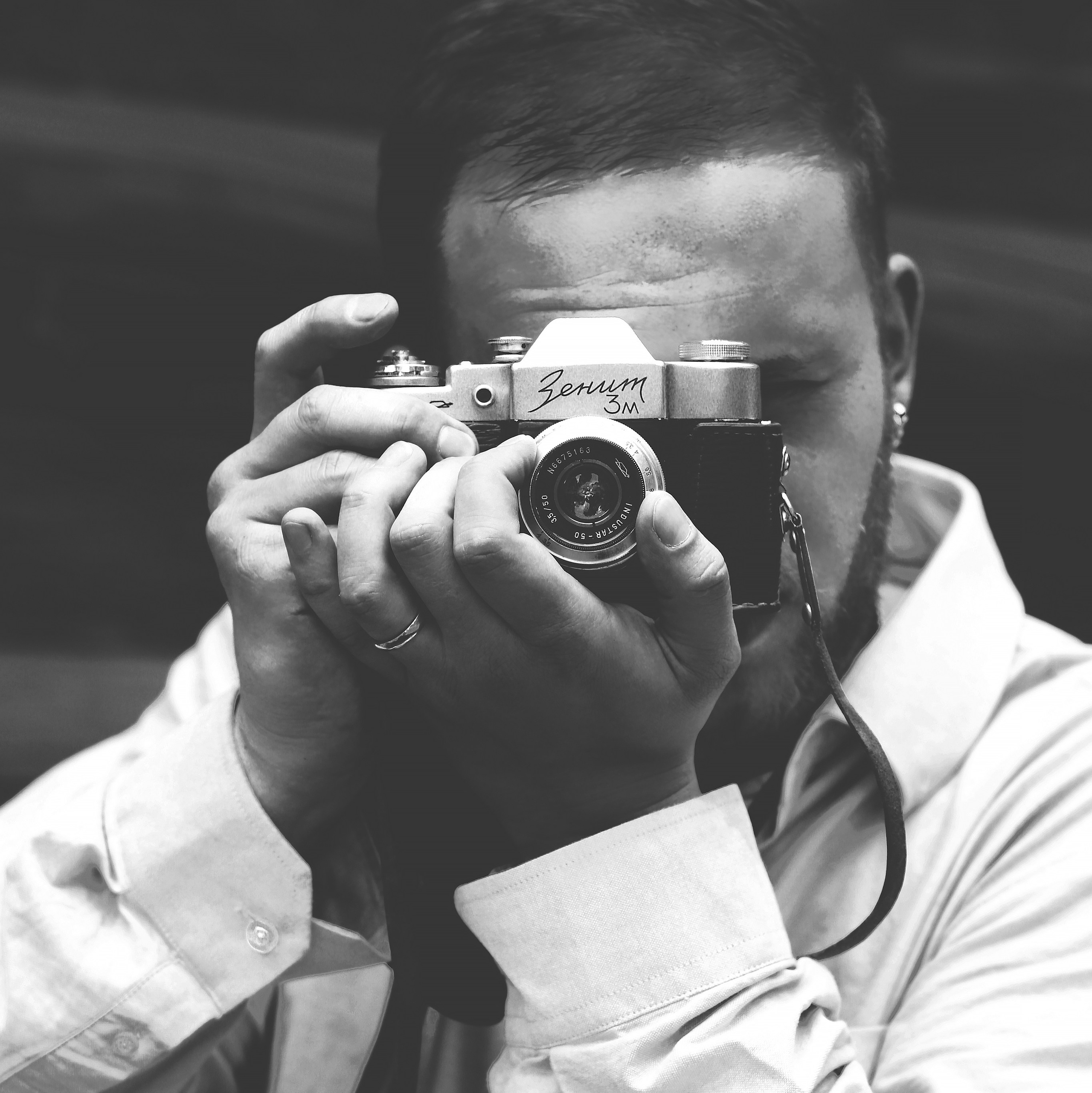 Контакты. Фотограф Илья Козлов