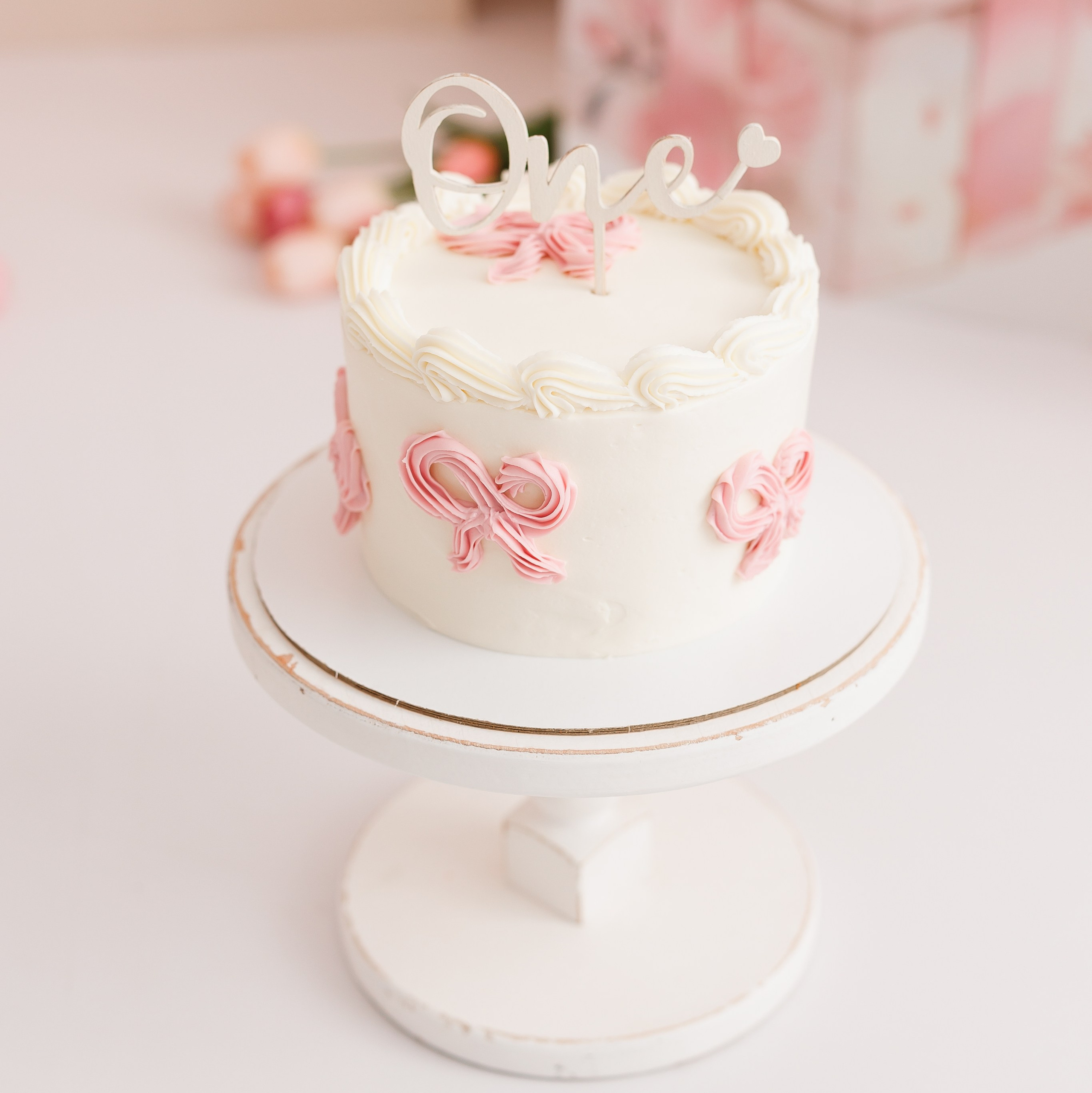 Первый годик. Профессиональная детская и семейная фотостудия в Краснодаре