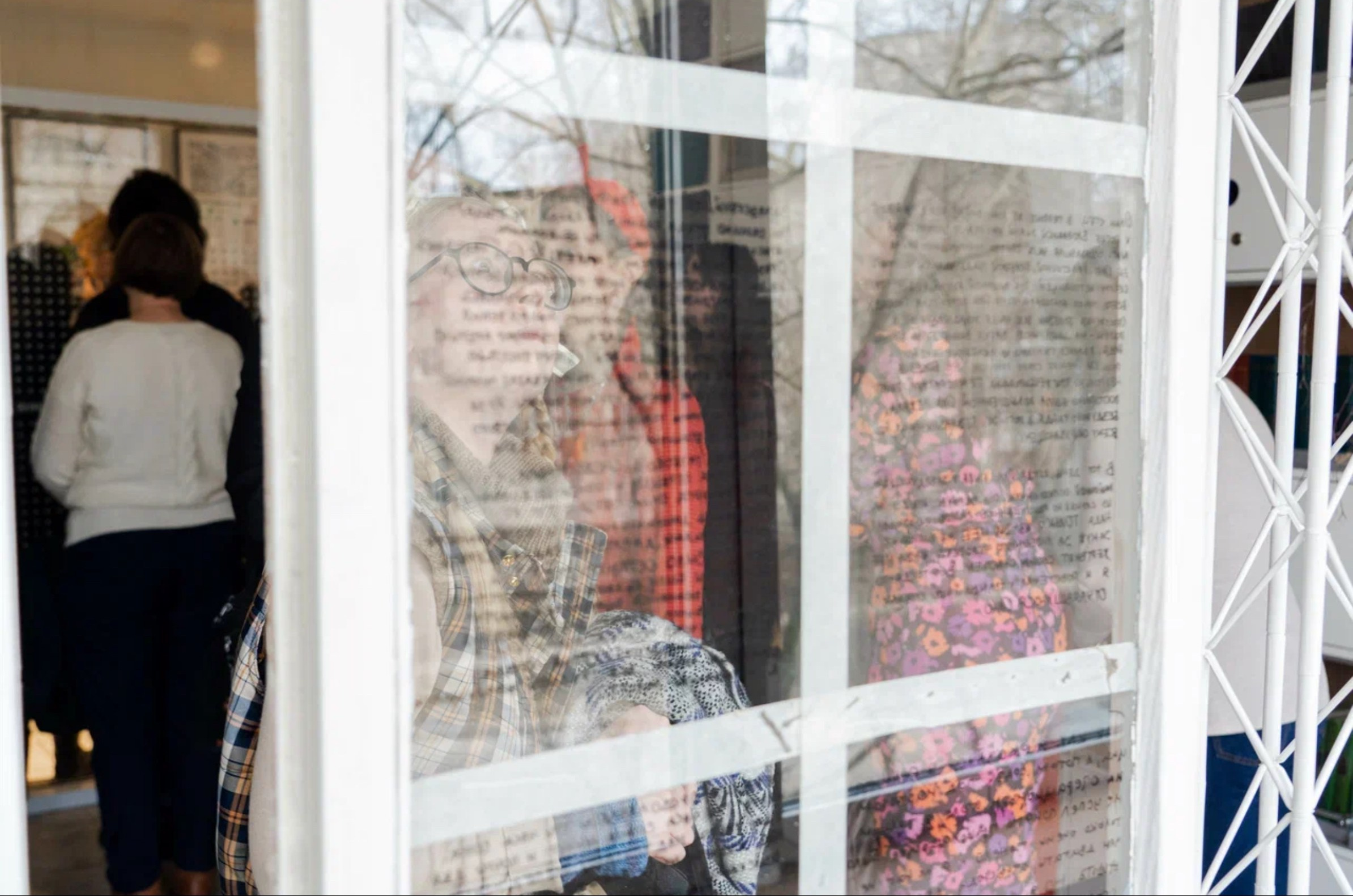 Инсталляция «Целое. Поломка. Целое» художница Софья Григорьева арт-резиденция «Угол» 