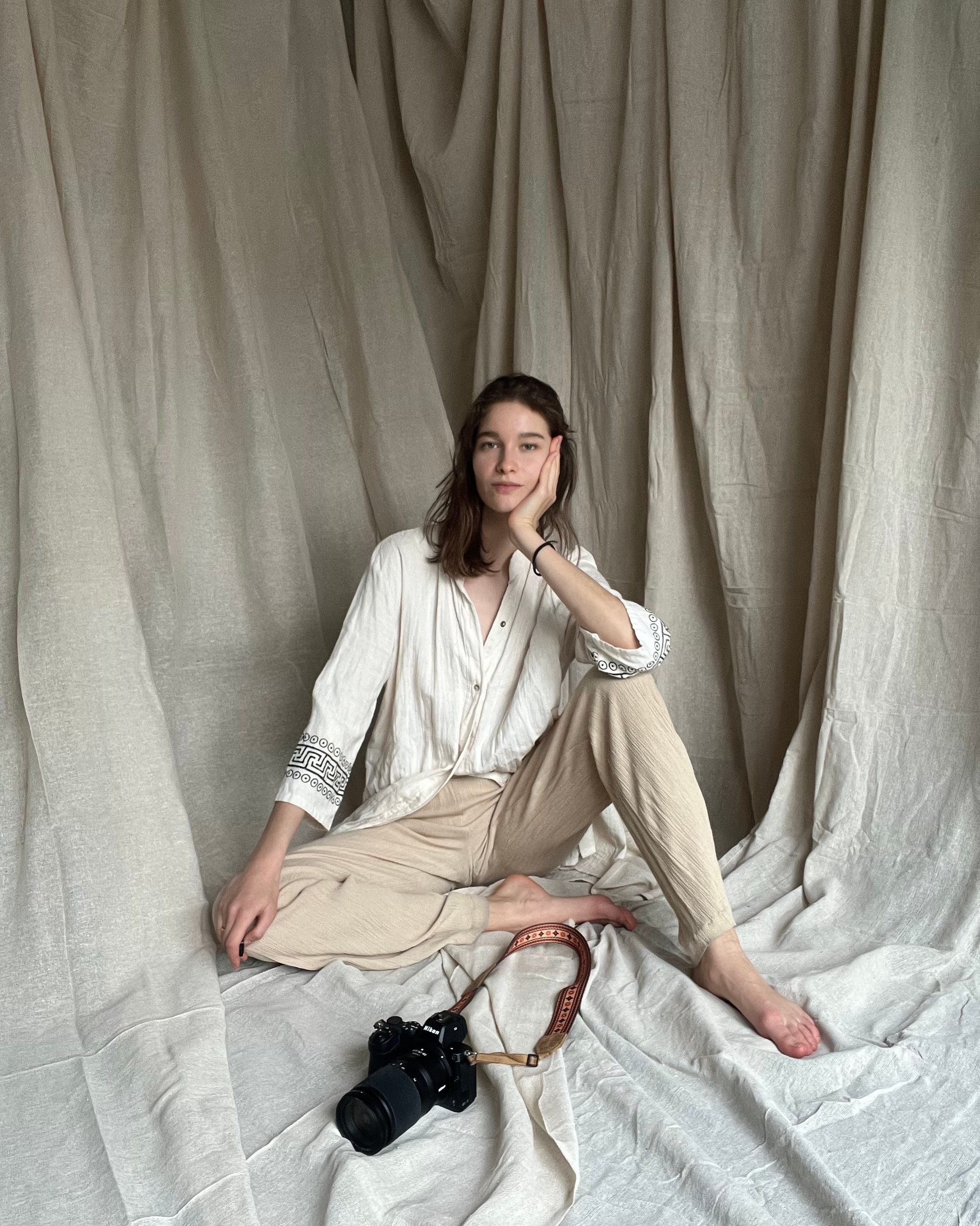 Boudoir photographer Anasta Fo in her studio
