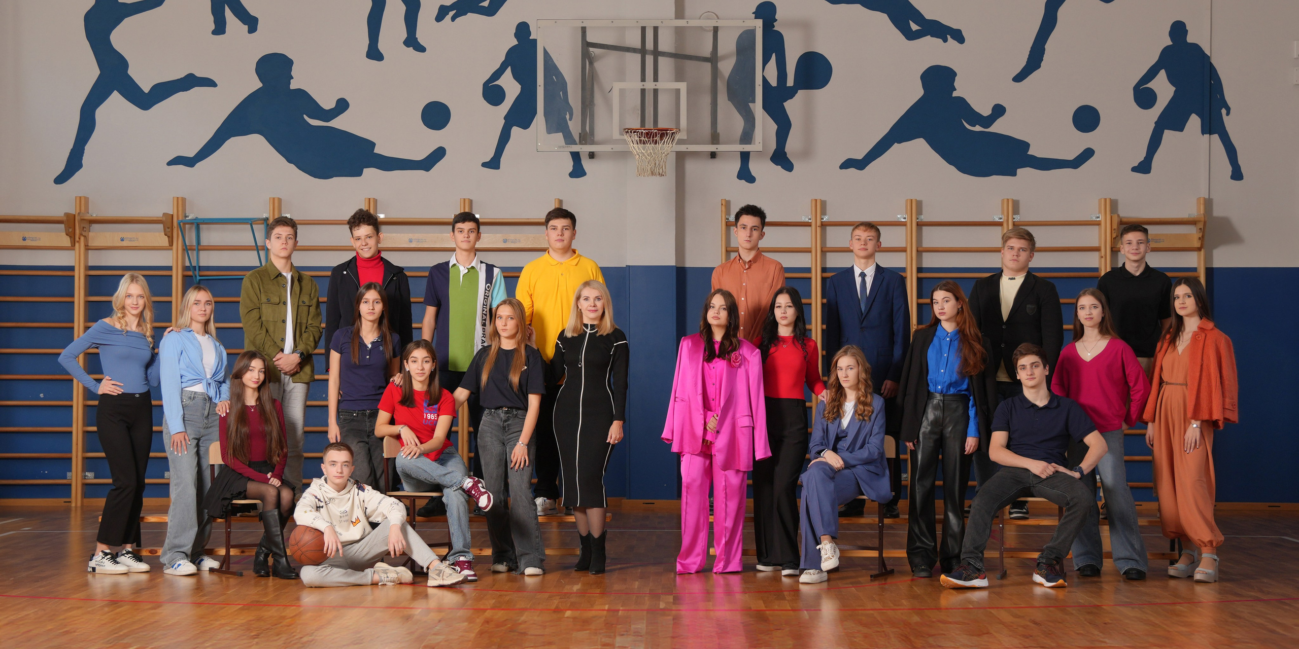 ОБЩАЯ ФОТОГРАФИЯ КЛАССА. Красивый выпускной альбом в Краснодаре