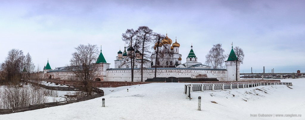Ростов Великий и Кострома. Фотограф Иван Губанов