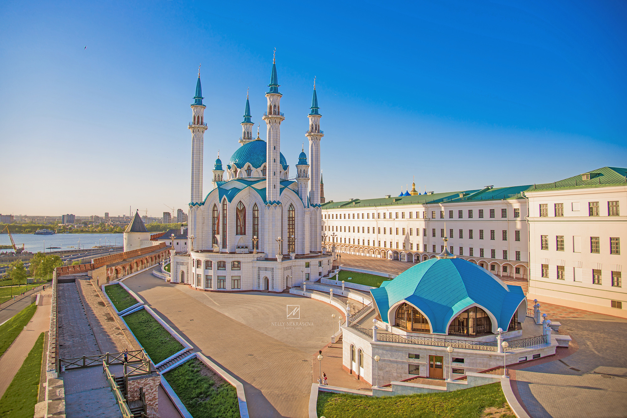 Казань с высоты, смотровая площадка в Казанском Кремле на мечеть Кул-Шариф. Виды с Преображенской Башни Казанского Кремля