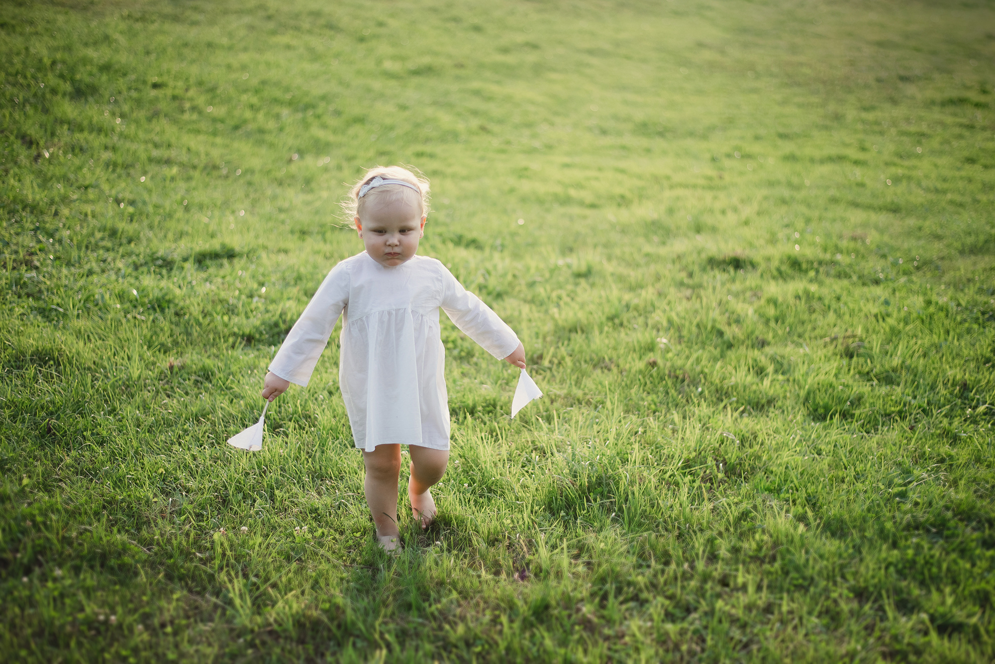Фотосессия в парке для девочки. Фотограф новорожденных , семейный и  детский фотограф в Пскове Иванова