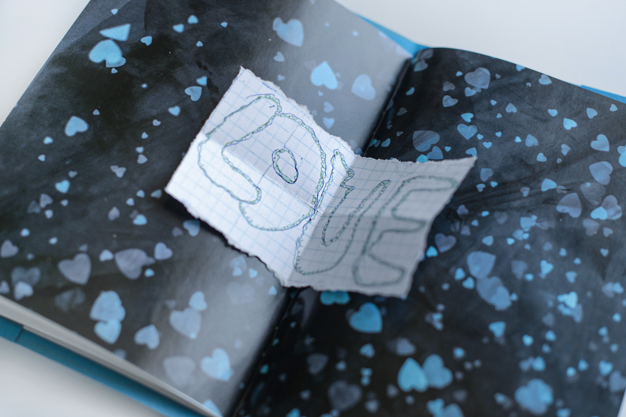 → Crystal formation. Darya Pyanzina (d.snapshots)