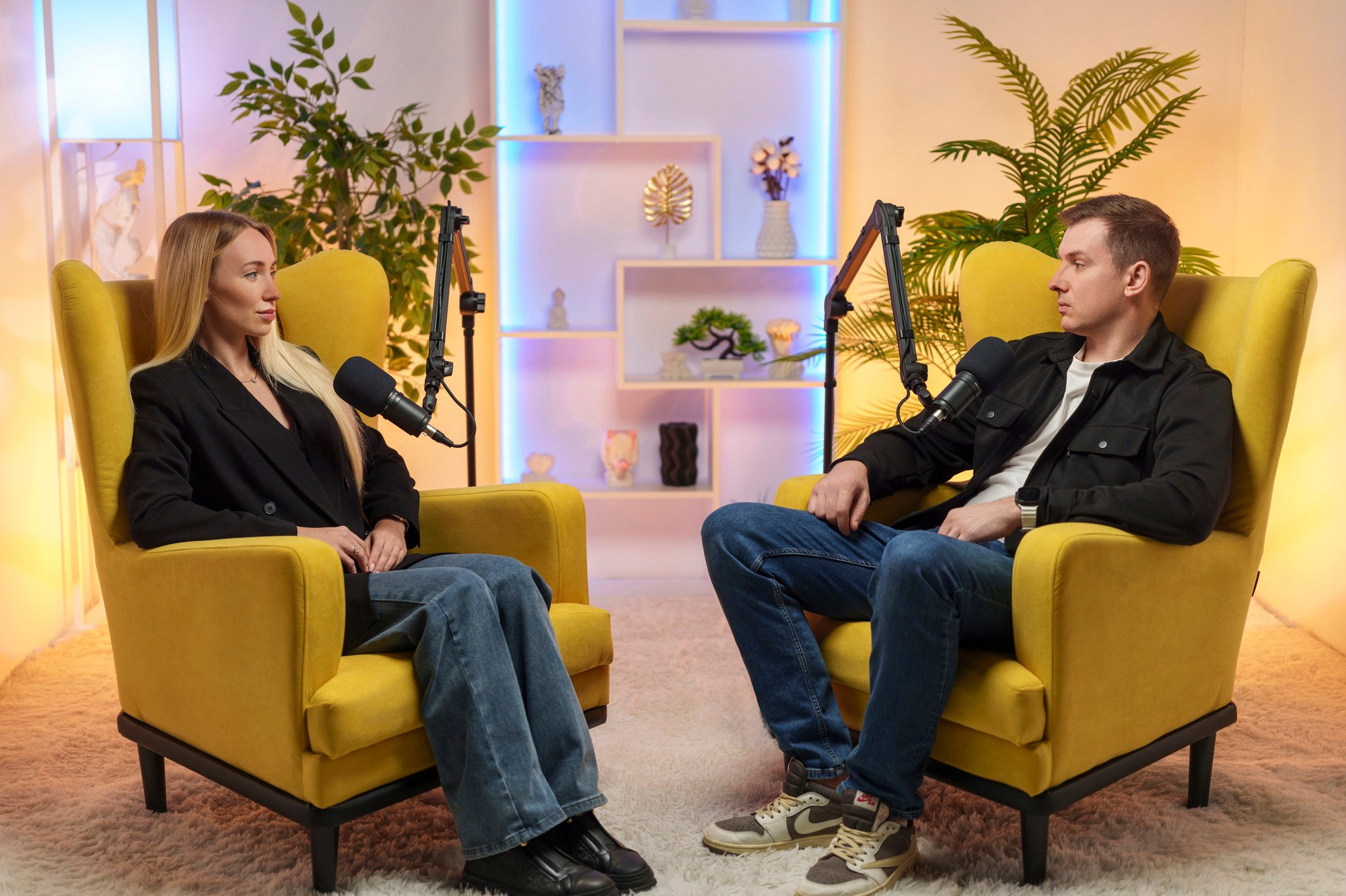 WHITE — готовые. Подкасты и прямые эфиры Сочи