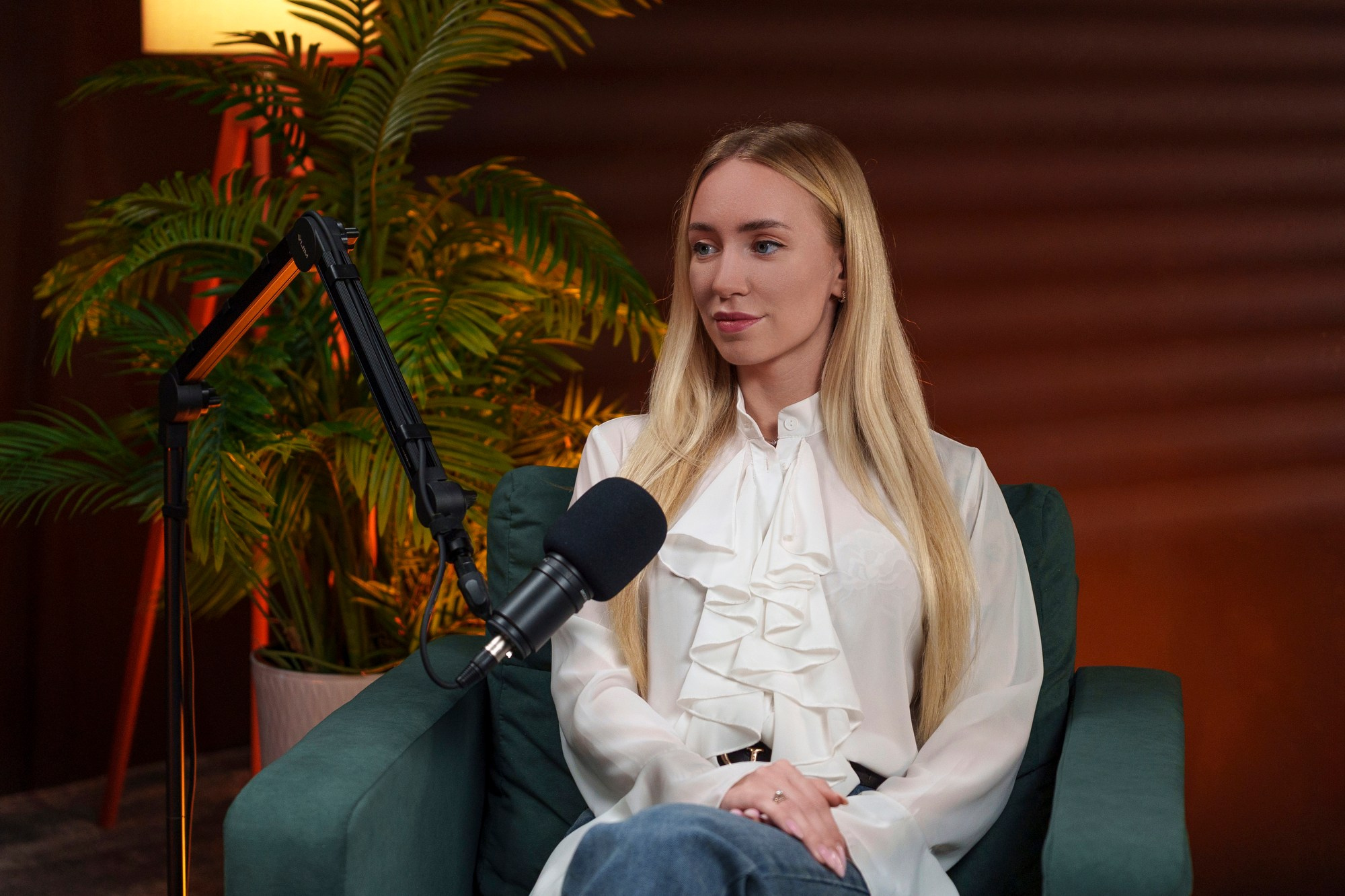 BLACK — готовые. Подкасты и прямые эфиры Сочи