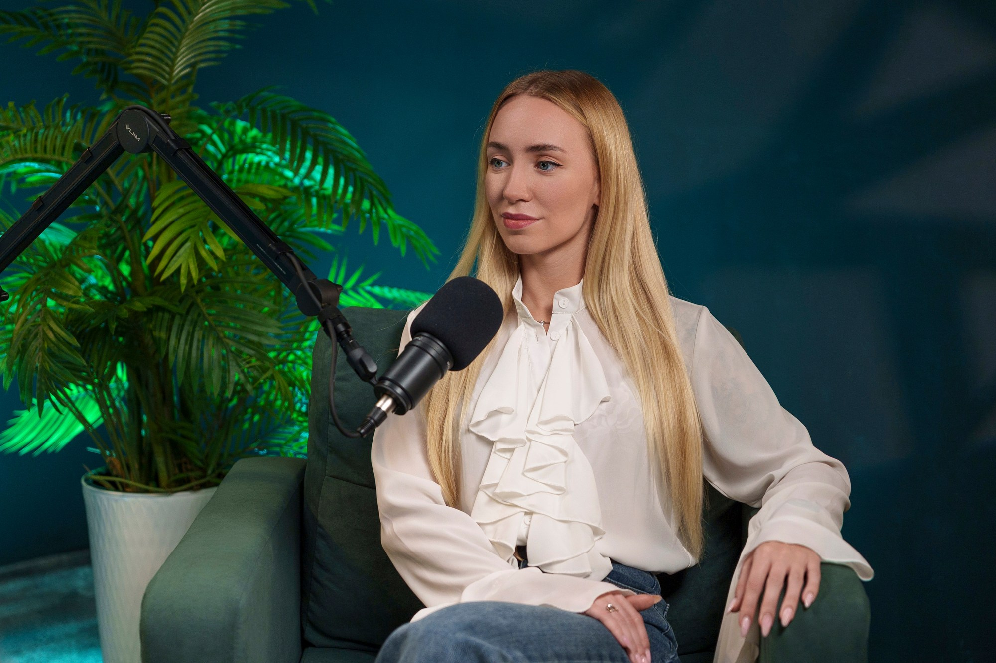 BLACK — готовые. Подкасты и прямые эфиры Сочи