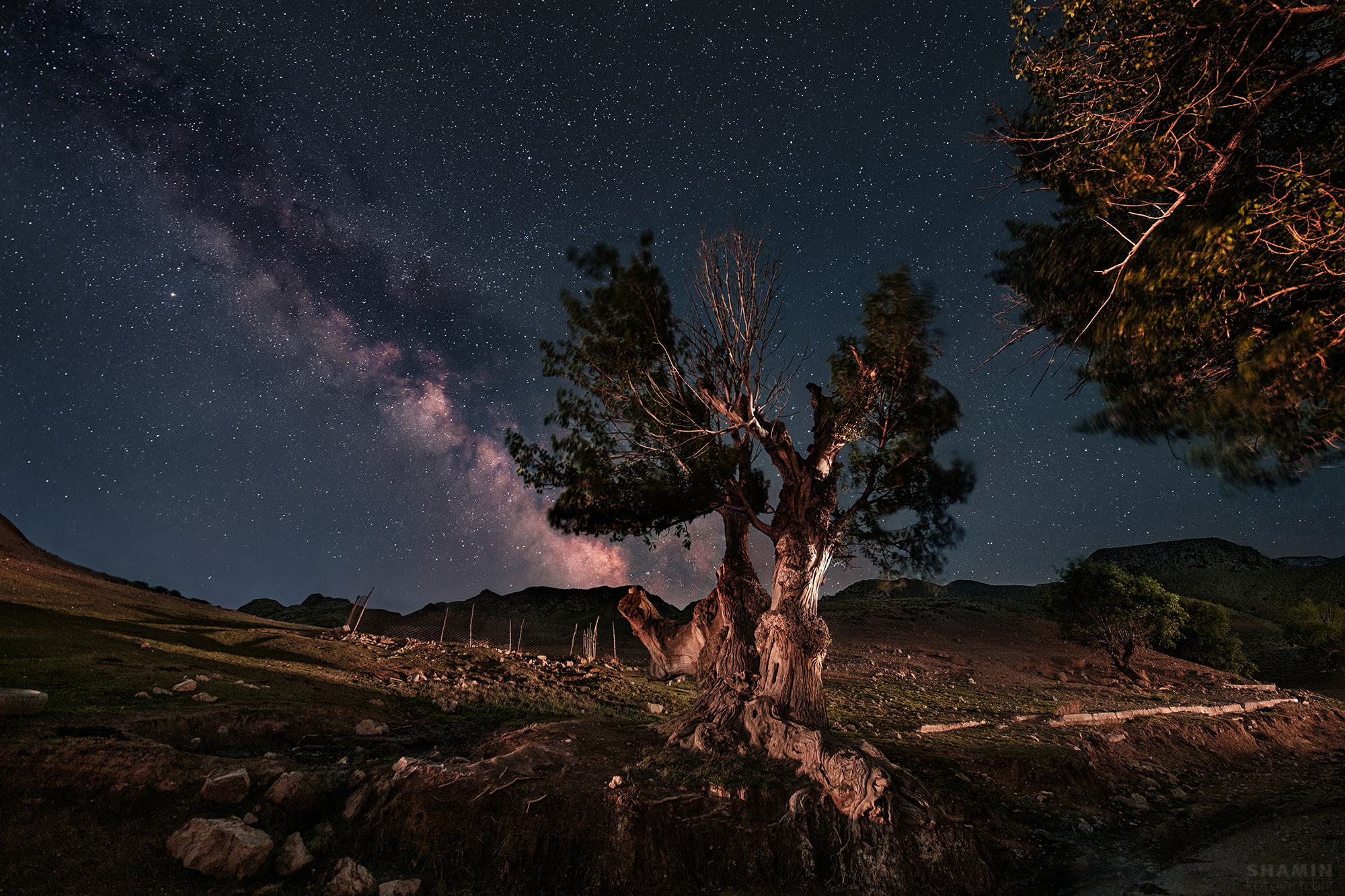 Удаляем звезды на астро-пейзаже правильно. Фотограф Константин Шамин
