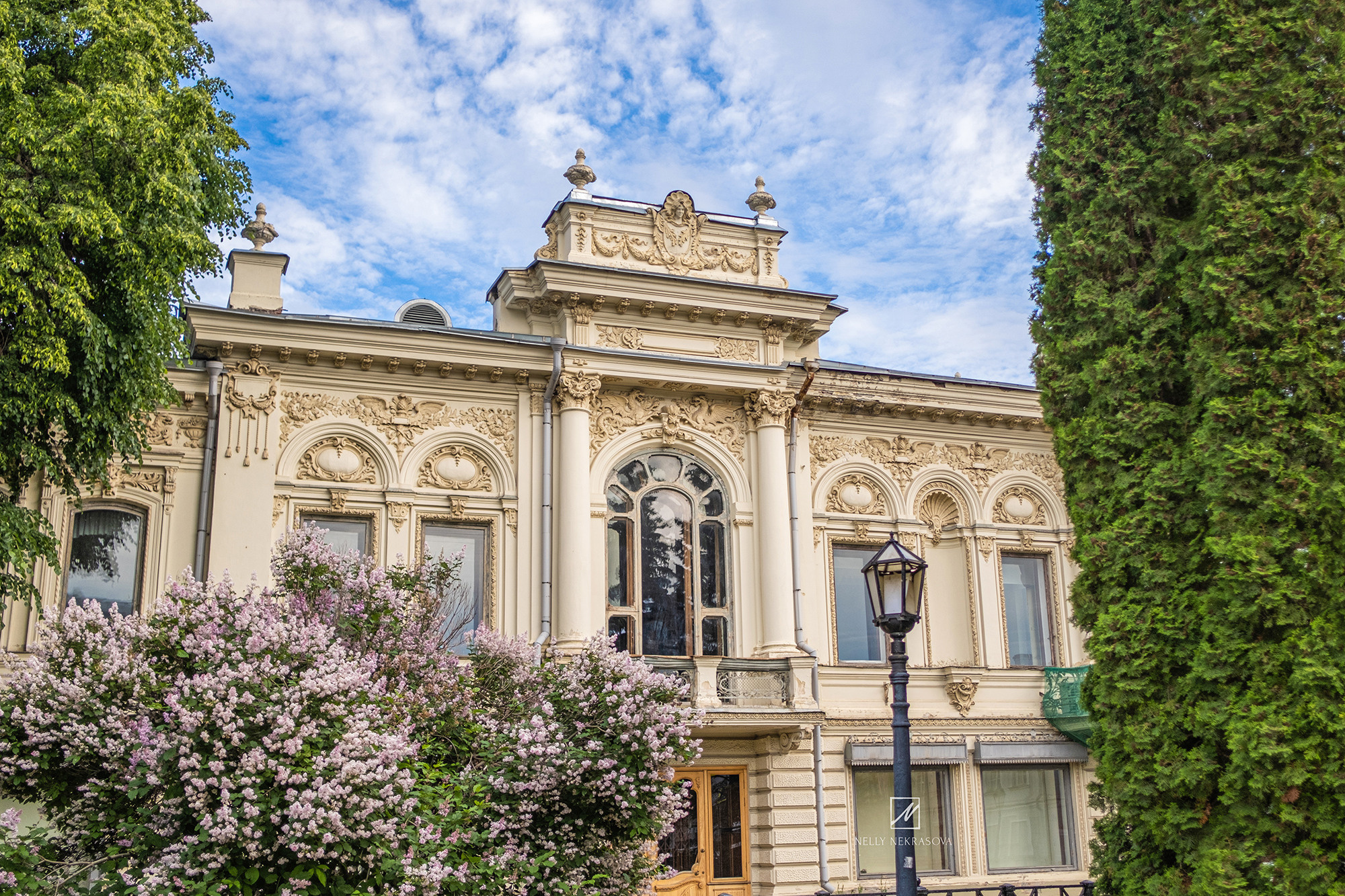 Дом Ушковой в Казани. Фотограф и искусствовед в Туле и Санкт-Петербурге Нелли Некрасова
