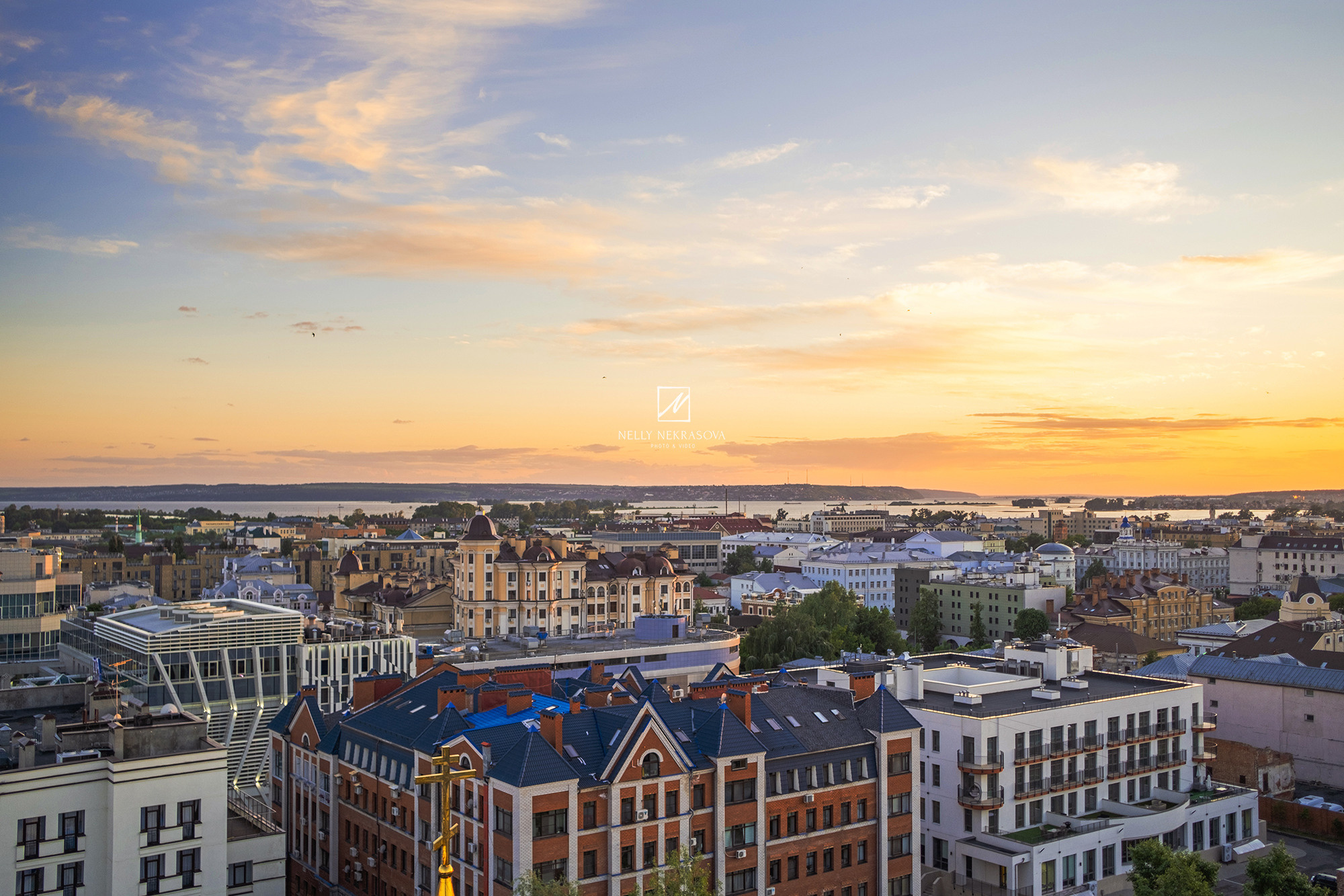 Казань с высоты, смотровая площадка, виды с Колокольни Богоявленского собора на закате