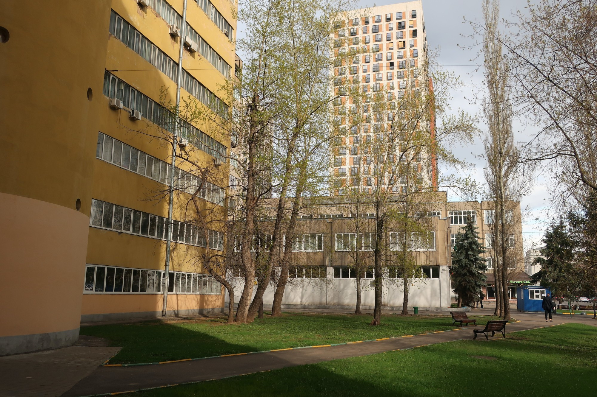 Фотопрогулка по студенческим местам: МЭИ, студгородок, общежитие. Проект «Фотокладовка»: блог уличной фотографии в формате street photo