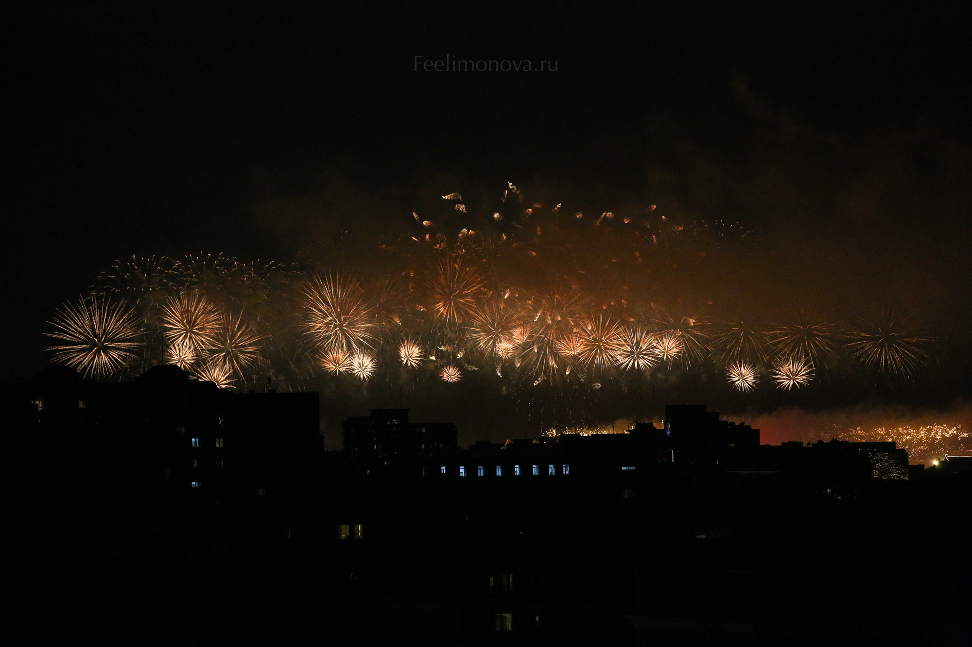 Салют в честь 70-летия КНР. Фотограф Ольга Филимонова