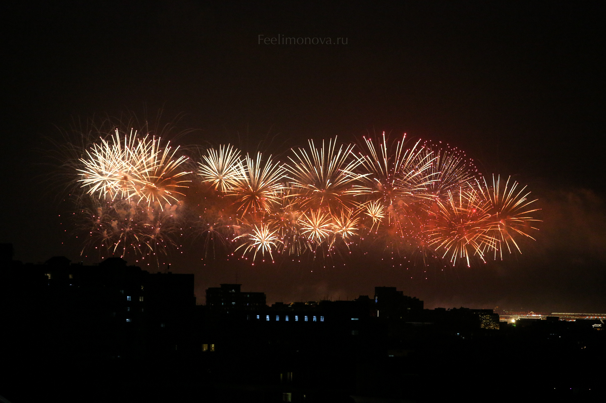Салют в честь 70-летия КНР. Фотограф Ольга Филимонова