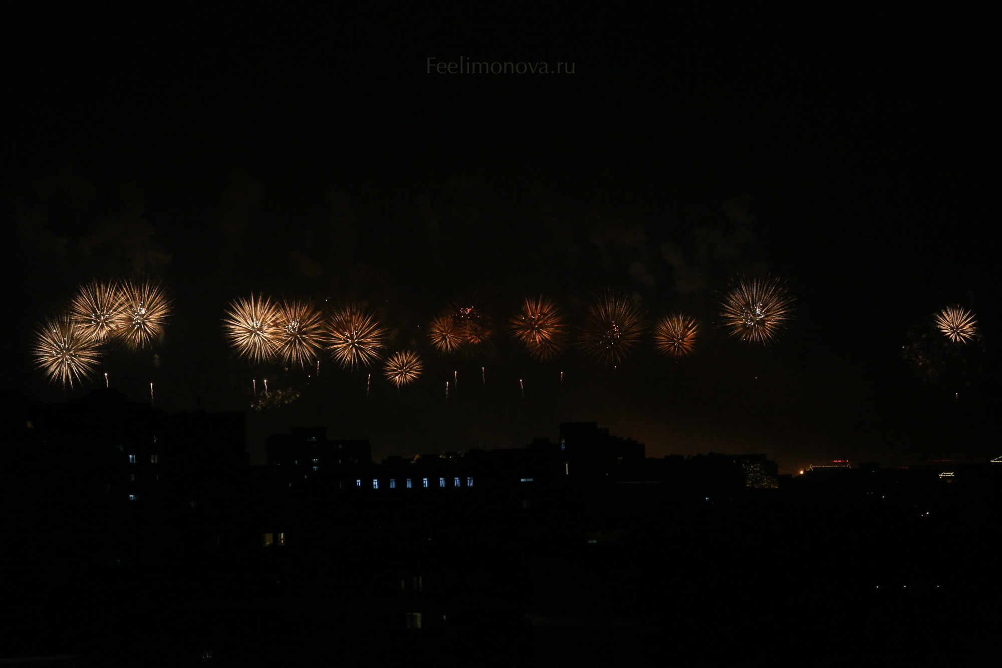 Салют в честь 70-летия КНР. Фотограф Ольга Филимонова
