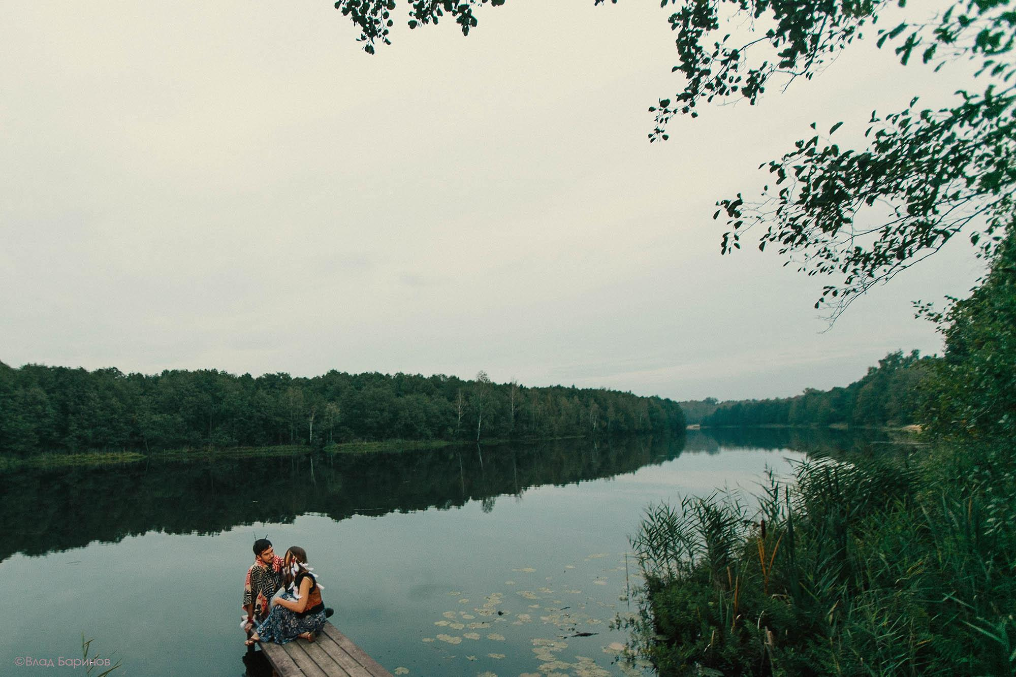 Фотосессия для пар в стиле индейцев