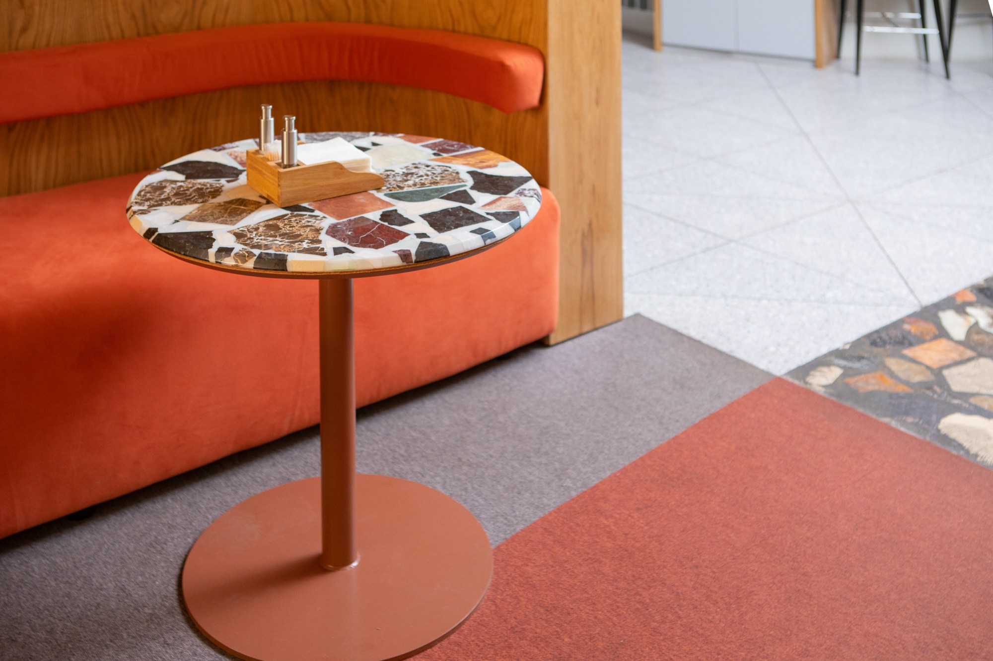 Цены на фотосъемку. Фотограф в Крыму и Краснодарском крае: репортажная, интерьерная и промышленная фотосъёмка