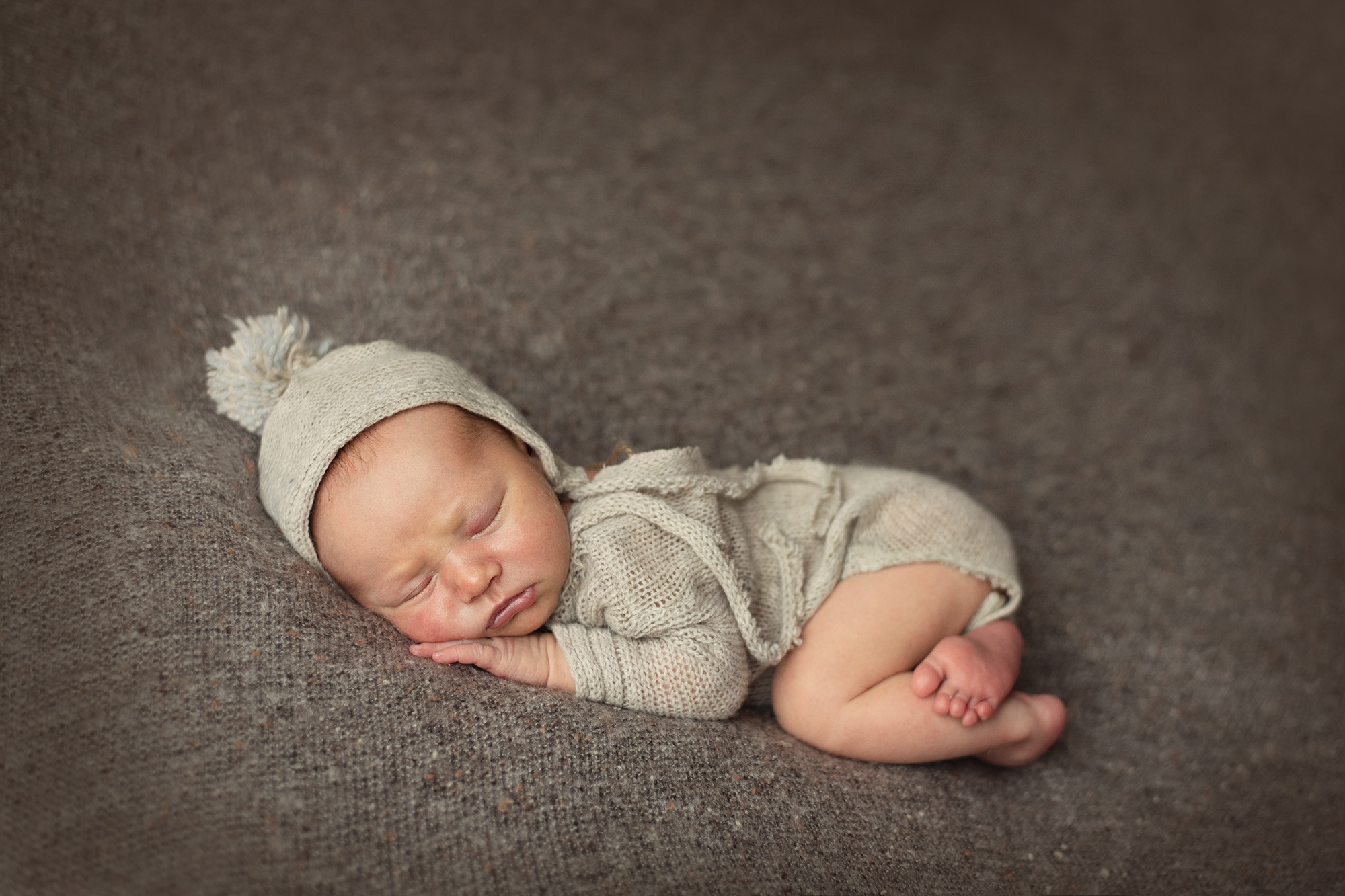 Фотосессия новорожденного  целиком. Фотограф новорожденных , семейный и  детский фотограф в Пскове Иванова