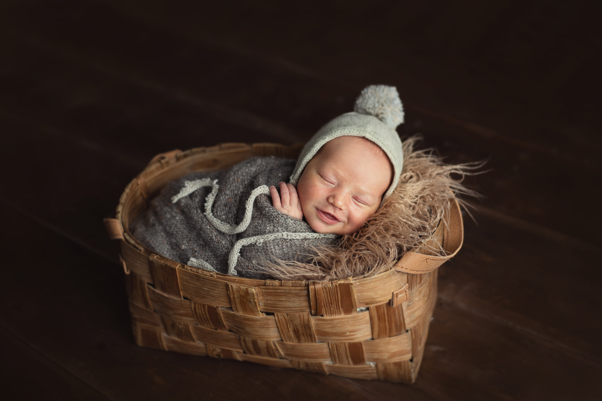 Фотосессия новорожденного  целиком. Фотограф новорожденных , семейный и  детский фотограф в Пскове Иванова