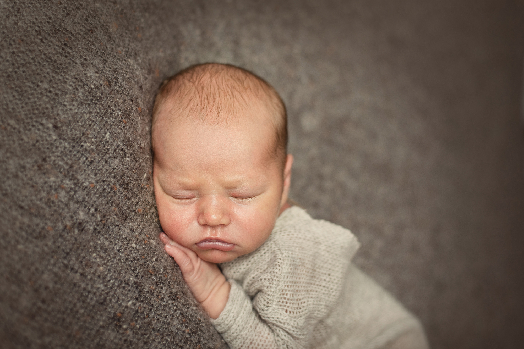 Фотосессия новорожденного  целиком. Фотограф новорожденных , семейный и  детский фотограф в Пскове Иванова