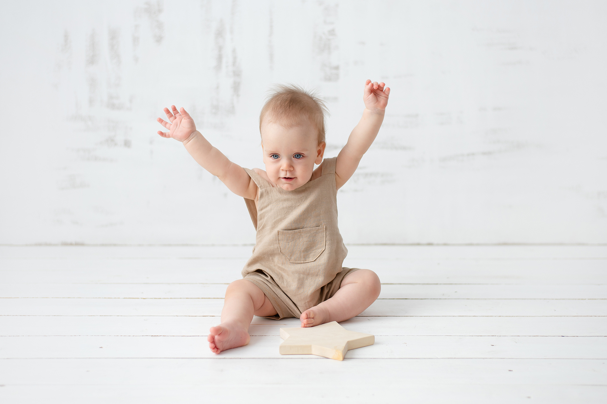Фотосессия для мальчика в 10 месяцев. Фотограф новорожденных , семейный и  детский фотограф в Пскове Иванова