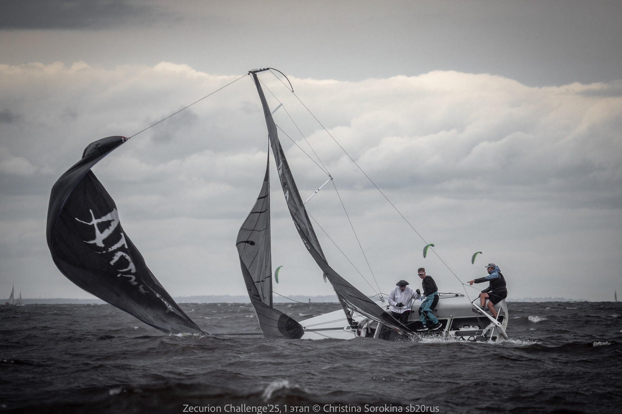 Парусный фотограф из дождливого Петербурга