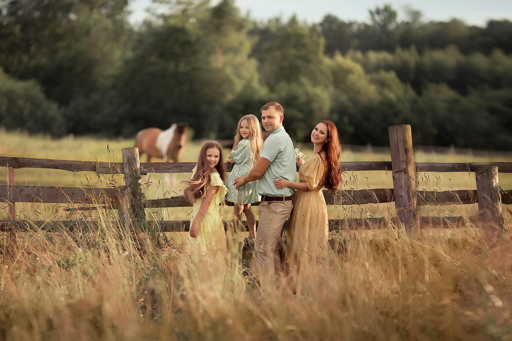 Живой вебинар «Как одеть семью на фотосессию — как с обложки журнала». Tatyana Nadezhdina Family photographer