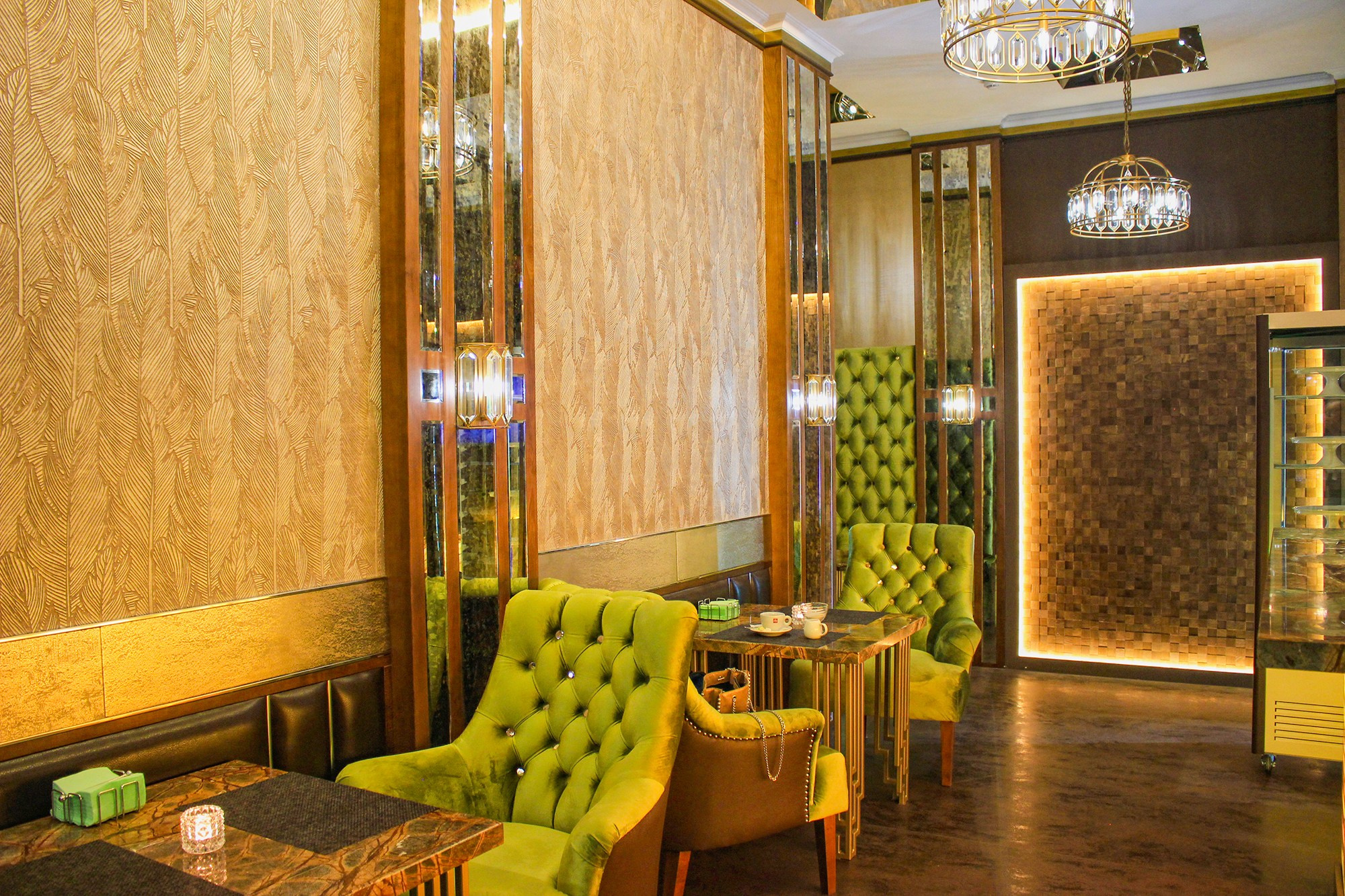 Комплексный дизайн-проект кафе GOLD&SILVER Сочи. Интерьерный дизайнер в Сочи Поплавская Татьяна. Проектирование интерьеров и организация процесса ремонта