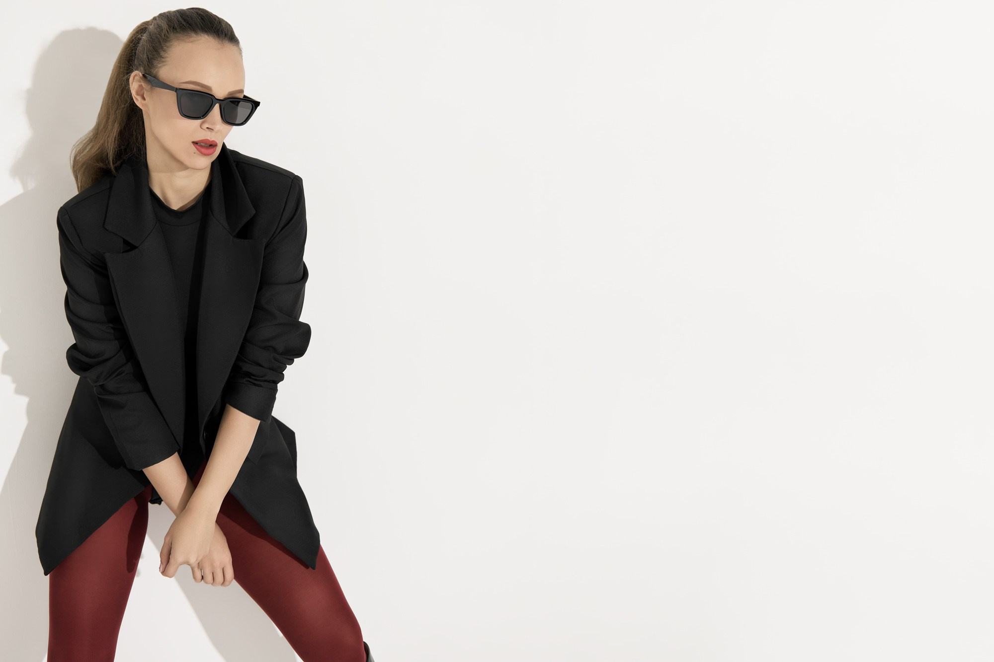 Фэшн. Меня зовут Марина Конор, я портретный фэшн и контент фотограф в Москве