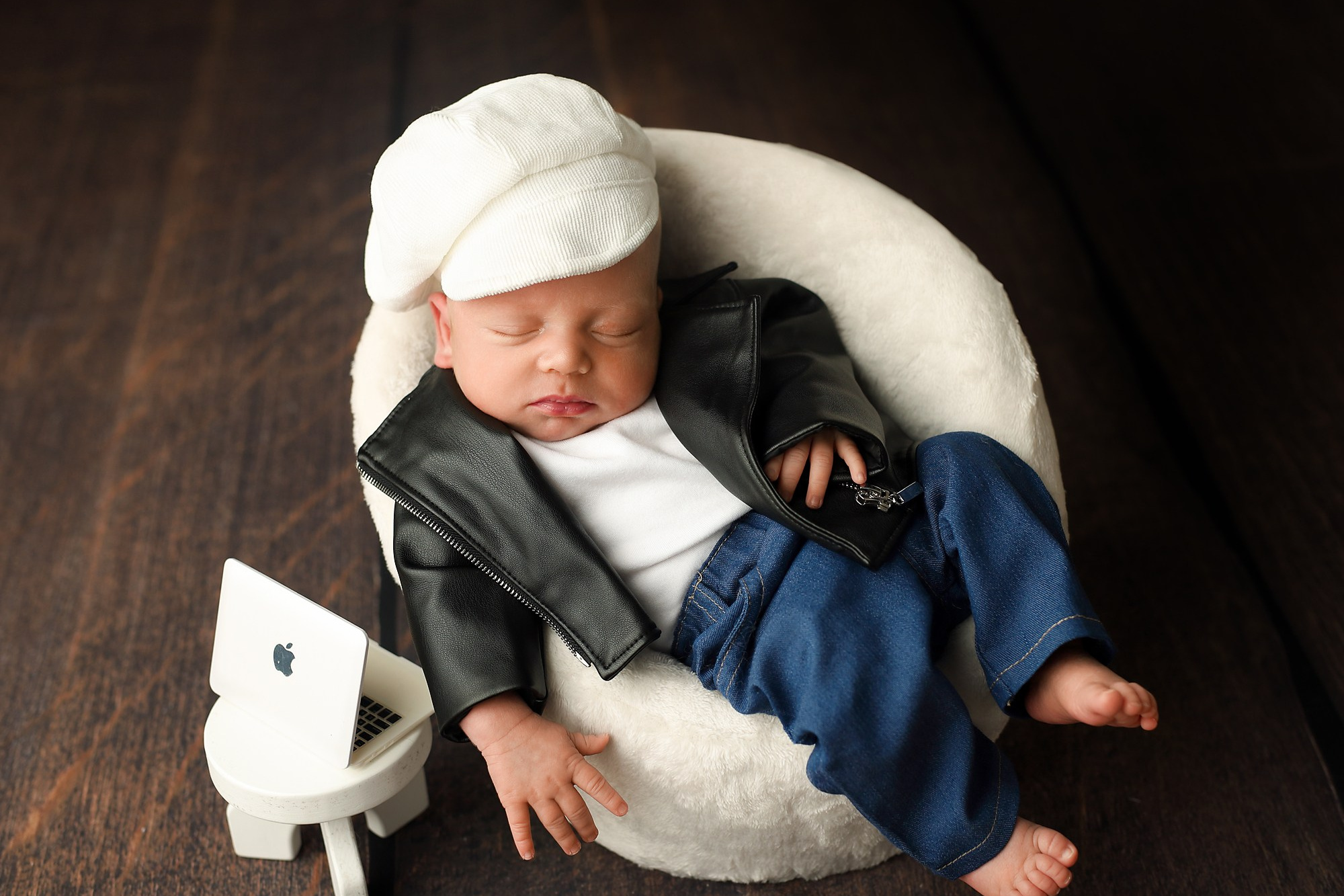 Цена фотосессии новорожденных Казань. Фотограф новорождённых в Казани Нейля Гильмутдинова ньюборн