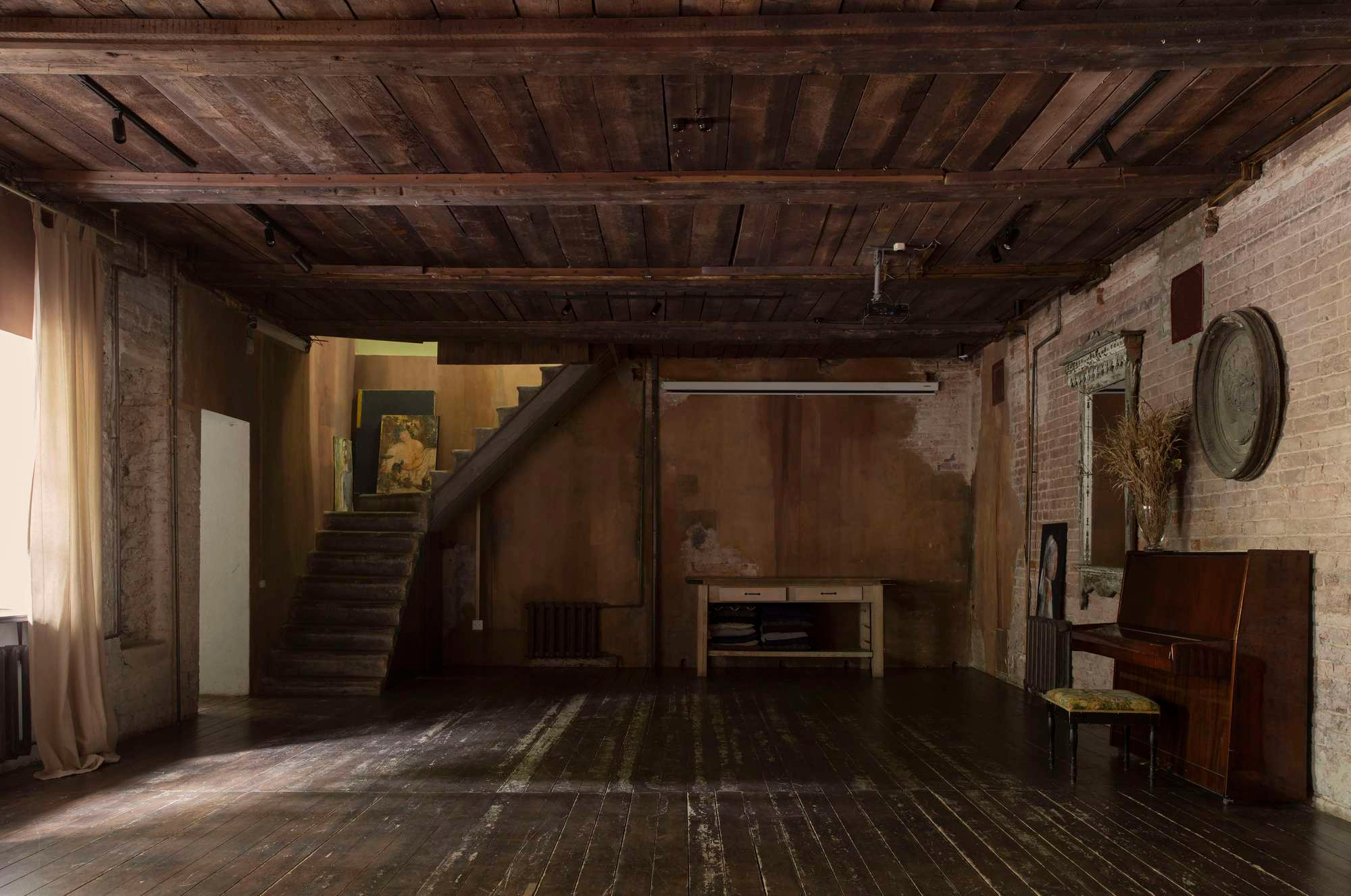 Фотостудии в Москве. Ангелина Богданова, междисциплинарная художница