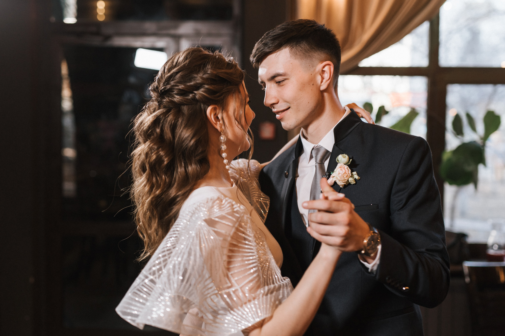 Камерная свадьба Артёма и Софьи. Свадебный организатор в Чите Елена Супонова