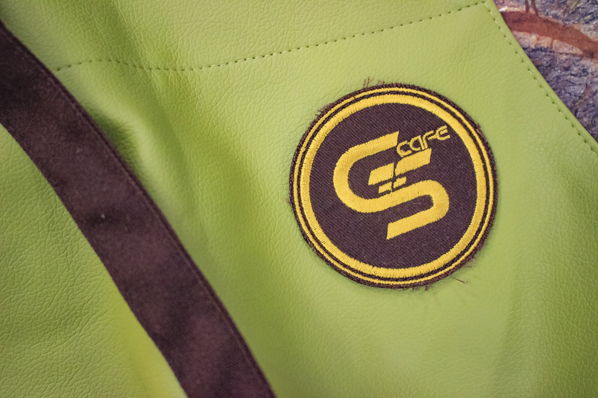 Логотип и фирменный стиль кафе GOLD&SILVER Сочи. Интерьерный дизайнер в Сочи Поплавская Татьяна. Проектирование интерьеров и организация процесса ремонта