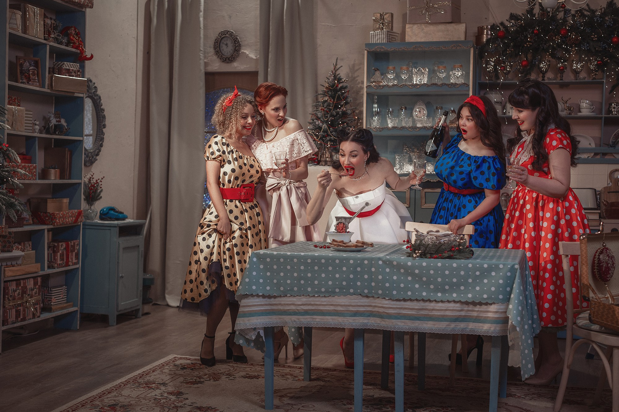 Новогодние съёмки, сказочная фотосессия, фотостудия Магадан, Ола семейные съёмки, фотограф Яковлева Алёна, групповые съёмки