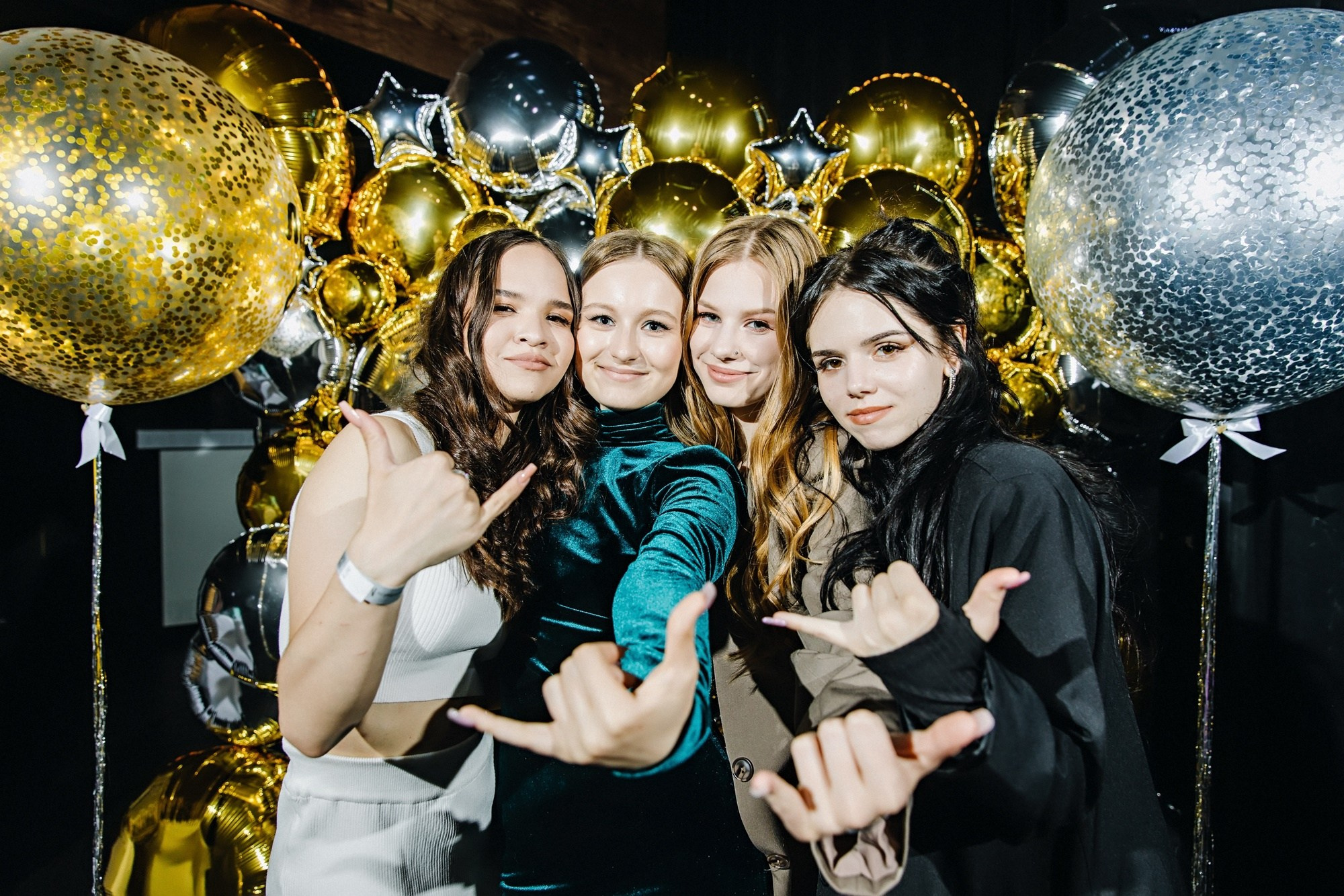 Услуги школьного фотографа – фотосессии, выпускные альбомы, съемка выпускного|9/11 Нижний Новгород. Школьная съемка и создание выпускных альбомов в Нижнем Новгороде