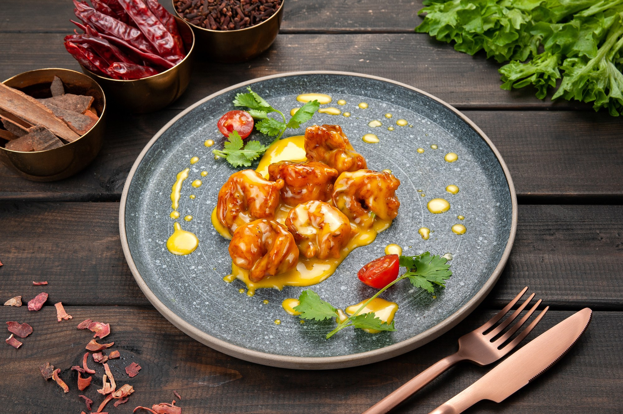 индийская кухня, фуд фотограф Москва, креветки в соусе, фуд съемка