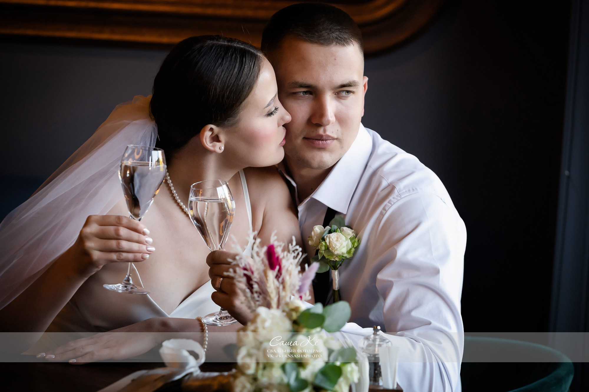 Репортажная съемка корпоративного мероприятия в Новосибирске: динамика и взаимодействие.