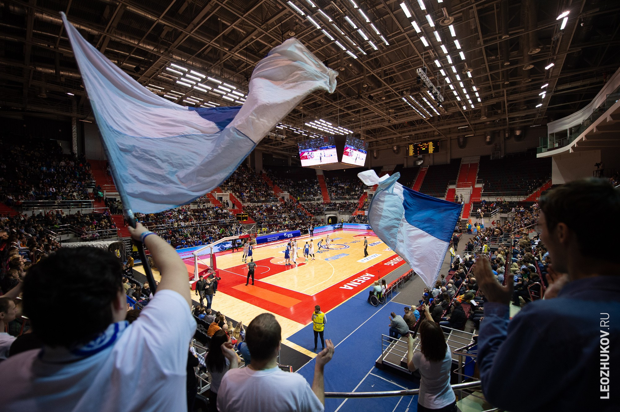 Фотографируй спорт как Профи. 3 совета, как сделать идеальный кадр с трибун. Sports photographer Leonid Zhukov