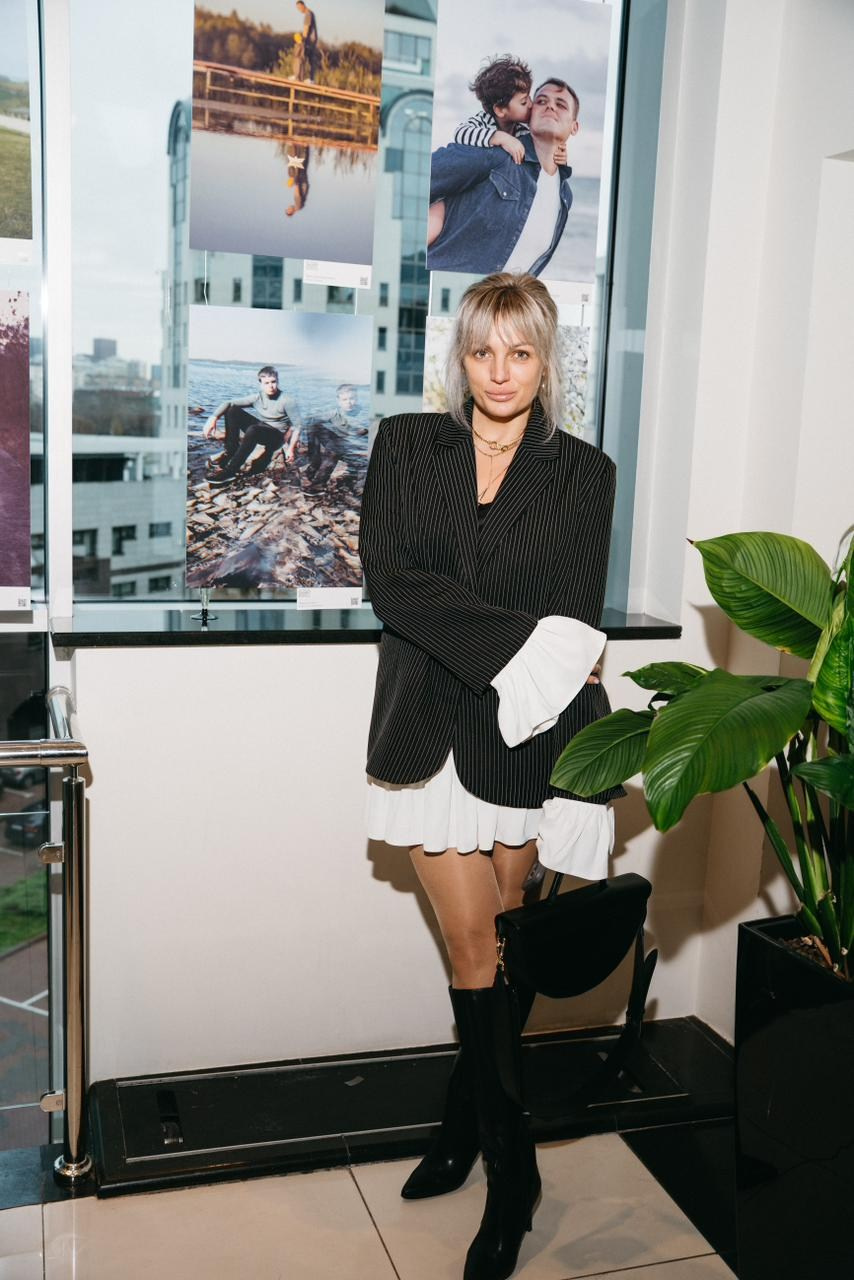 Фотовыставка ПАПЫ. Мужской портрет и отцовство. Москва, галерея Exposed. Детский и семейный фотограф Евгения Вахнеева Москва Зеленоград