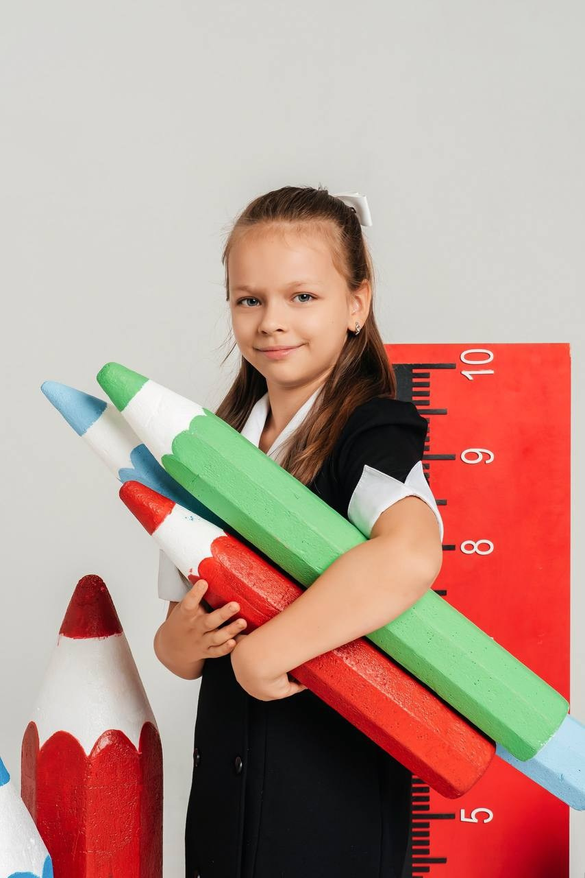 Фотопроект «Здравствуй, школа». Дизайнер fotokniga_ast