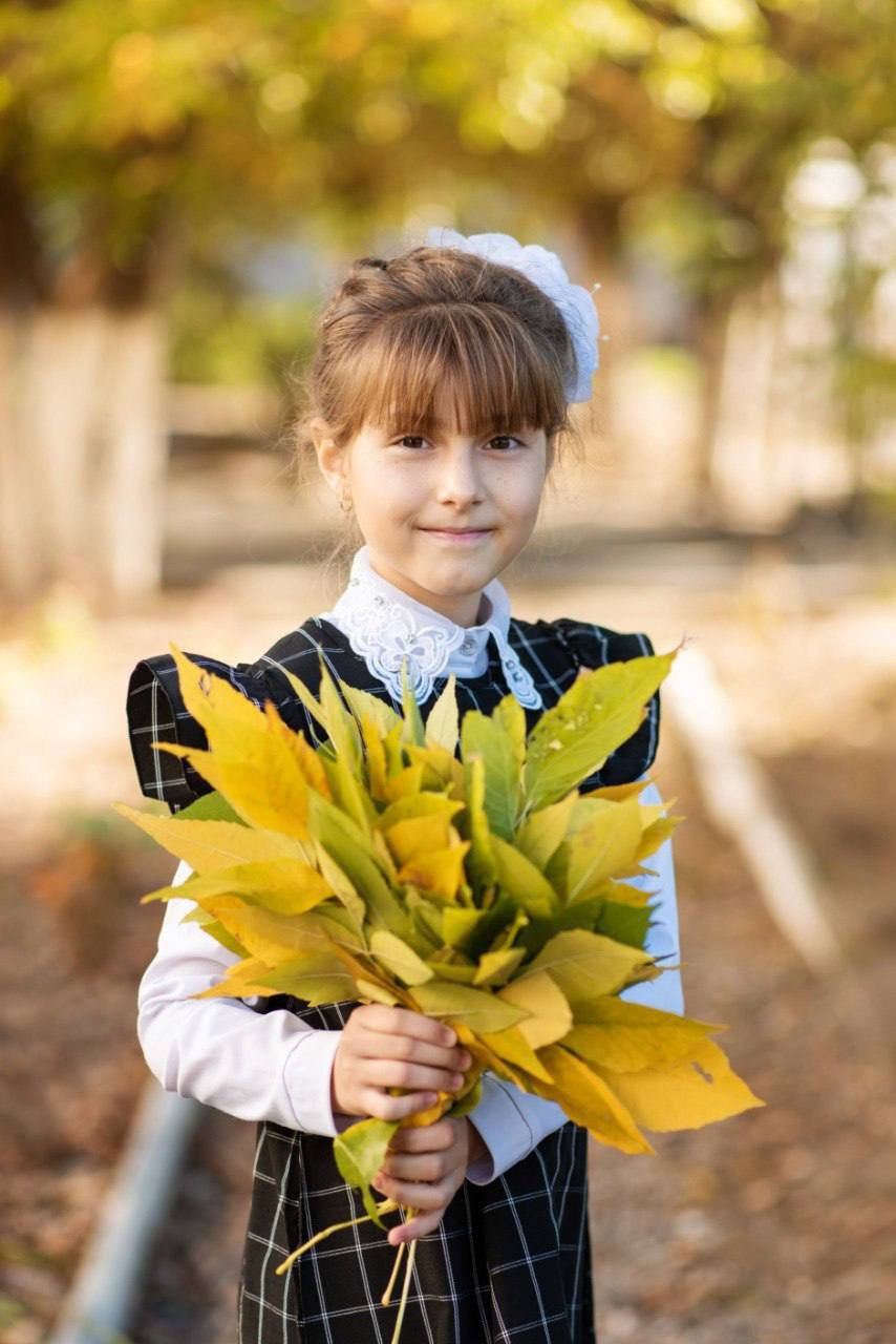 Фотопроект «Здравствуй, школа». Дизайнер fotokniga_ast