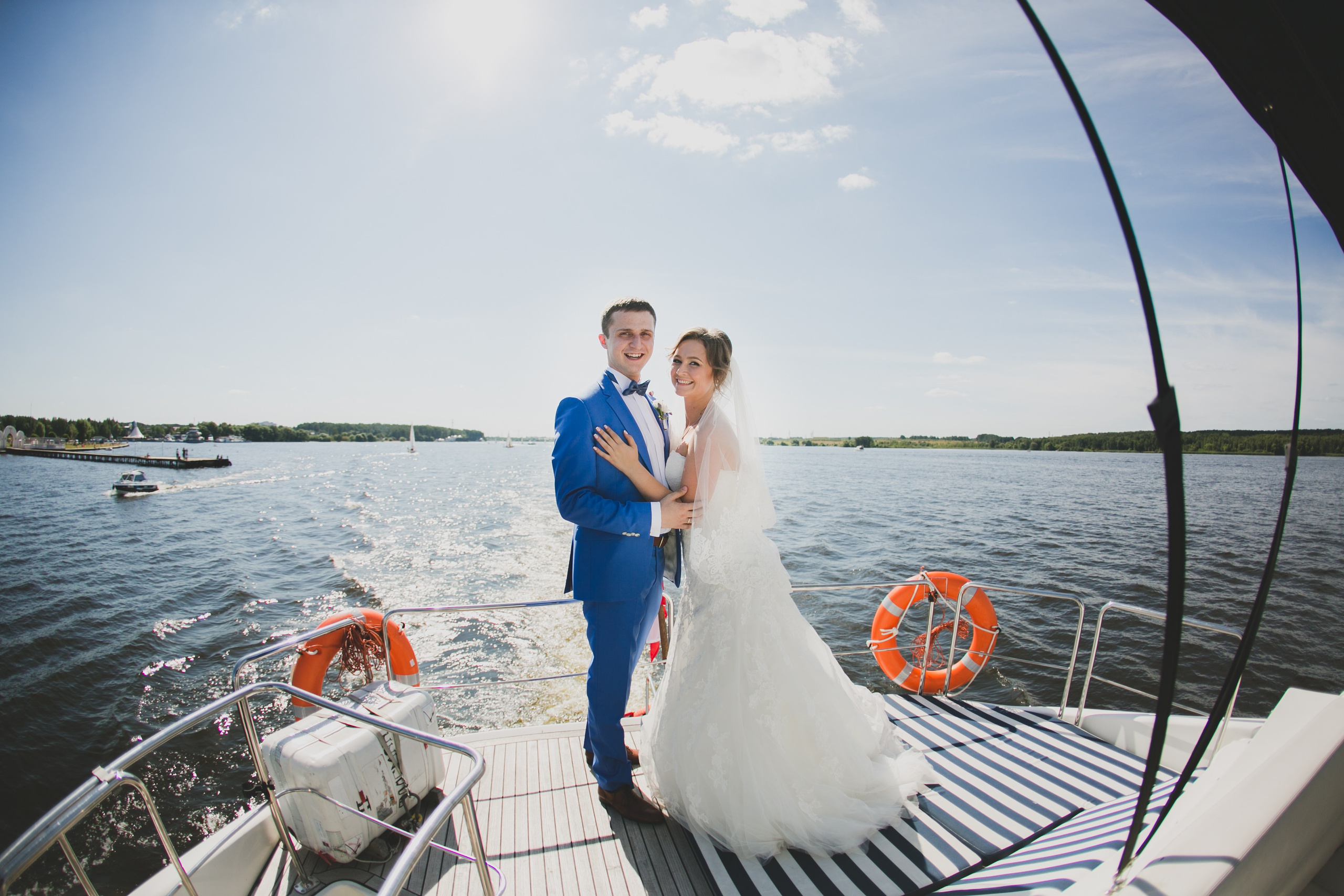 Свадебная фотосессия на яхте, видео съёмка с 50% скидкой