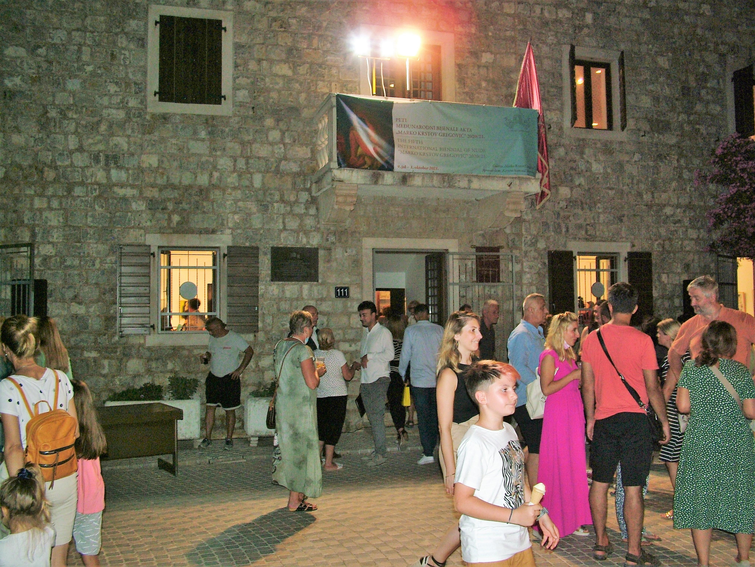 Exhibitions. Фотограф Женя Грош в Москве