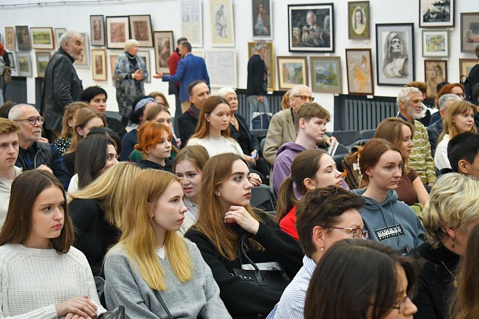 В Центральном Доме архитектора открылась выставка «От ученичества к творчеству». Главная