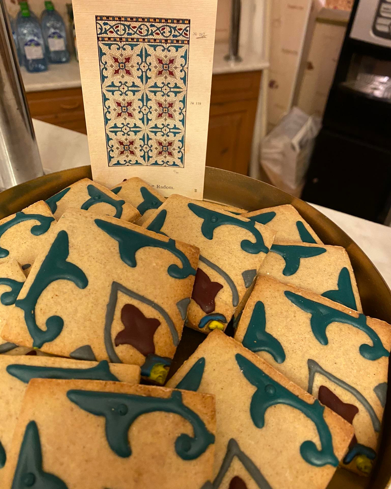 Форма для печенья № 1. Метлахская плитка парадных Санкт-Петербурга