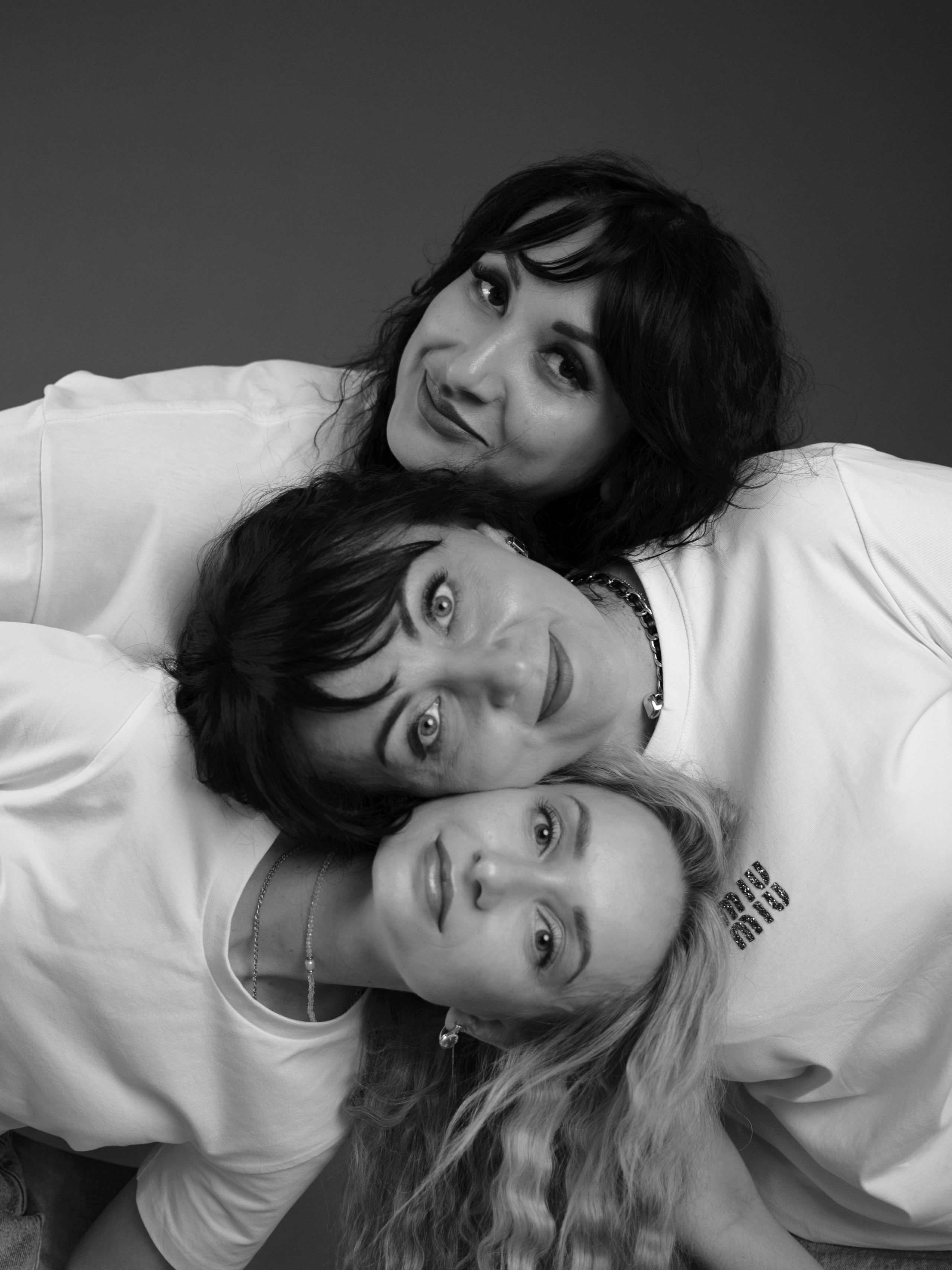 Женская групповая фотосессия фотограф в Омске Ульяна Красикова