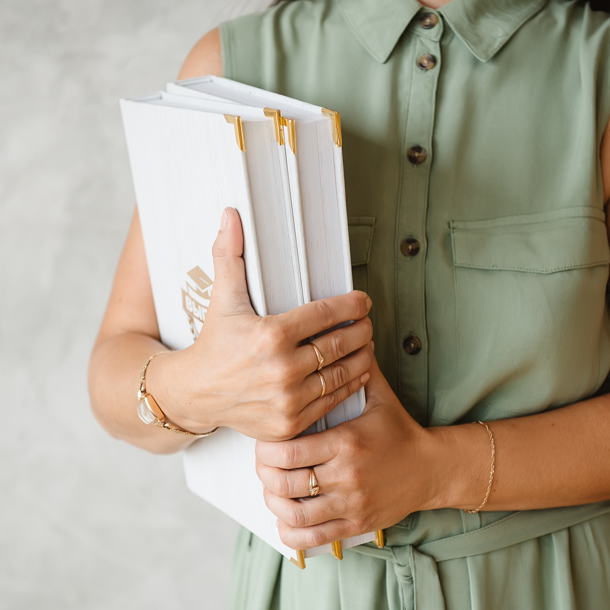 Выпускные альбомы для детских садов и школ