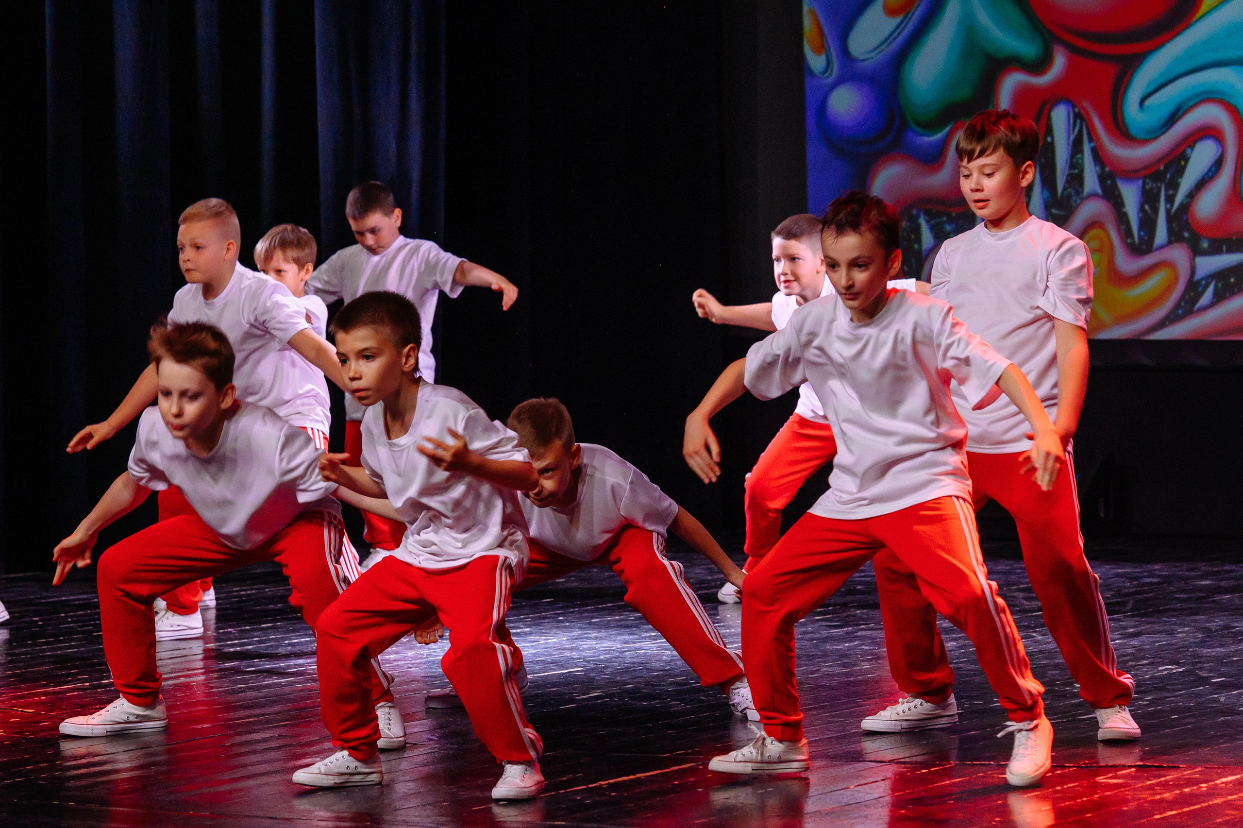 Отчетный концерт школы танцев «Хамелеон». Репортажный и свадебный фотограф в Курске Борис Захарчук