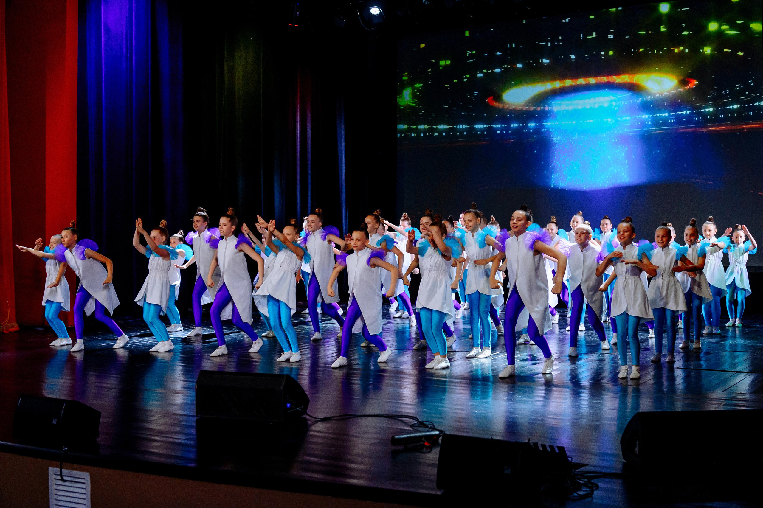 Отчетный концерт школы танцев «Хамелеон». Репортажный и свадебный фотограф в Курске Борис Захарчук